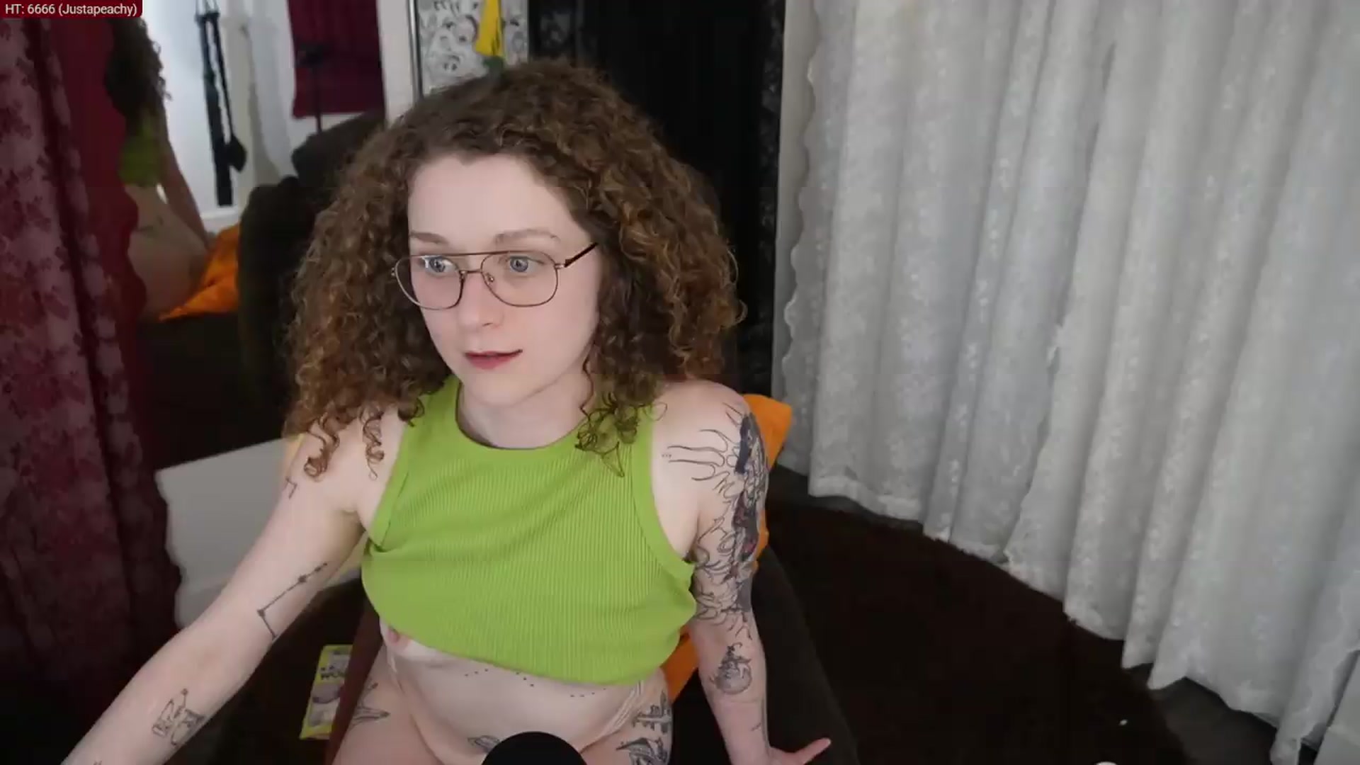 Gallery image thumbnail from peachyqueen's myfreecams stream on, 09/23/2026, 03:08 image 6 of 20