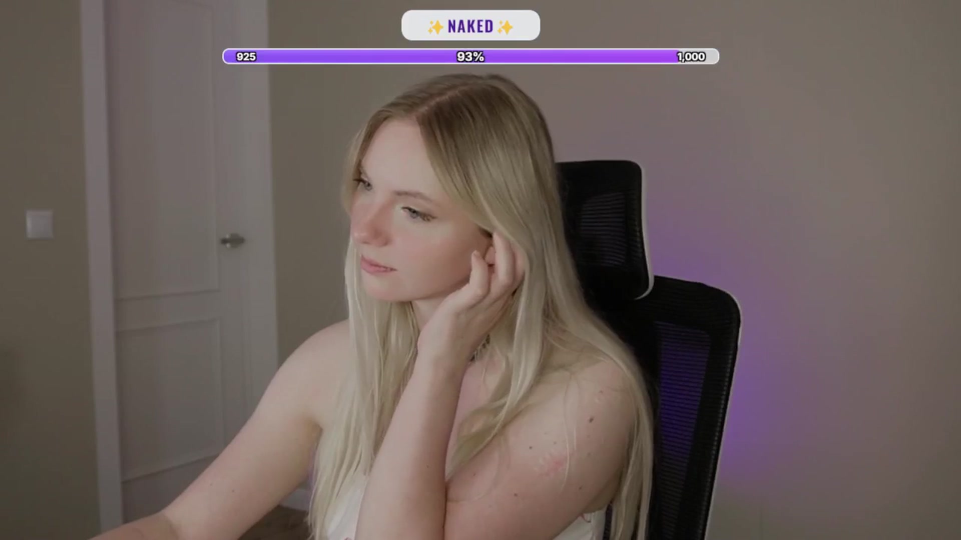 Gallery image thumbnail from penisflytrap_'s myfreecams stream on, 09/01/2025, 02:43 image 12 of 20
