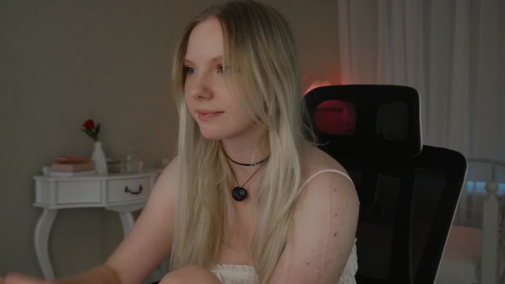Gallery image thumbnail from penisflytrap_'s myfreecams stream on, 10/24/2025, 05:35 image 14 of 20