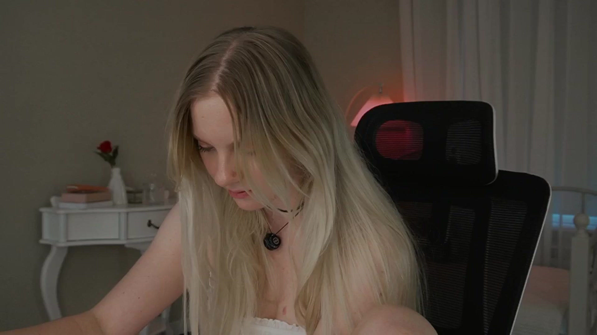 Gallery image thumbnail from penisflytrap_'s myfreecams stream on, 10/24/2025, 05:35 image 16 of 20