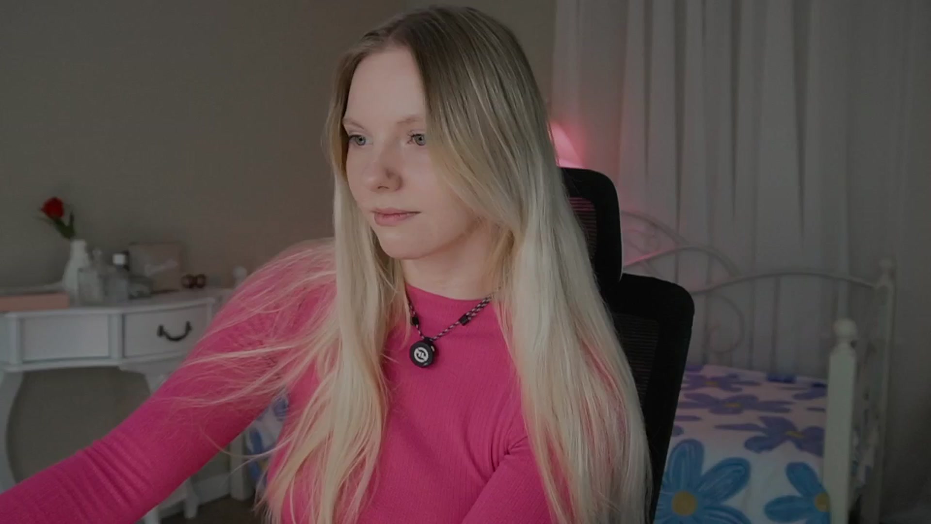 Gallery image thumbnail from penisflytrap_'s myfreecams stream on, 11/19/2025, 05:01 image 4 of 20
