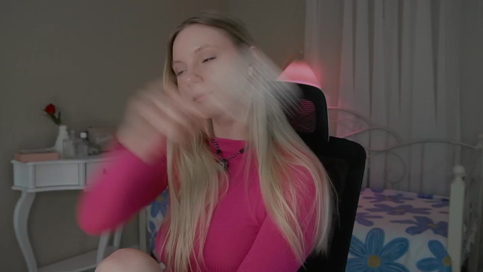 Gallery image thumbnail from penisflytrap_'s myfreecams stream on, 11/19/2025, 05:01 image 11 of 20