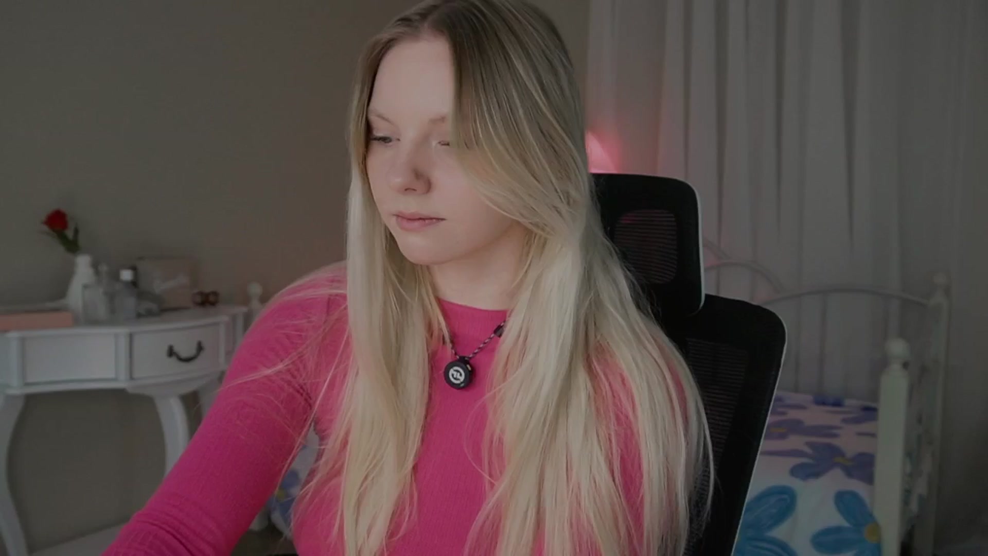 Gallery image thumbnail from penisflytrap_'s myfreecams stream on, 11/19/2025, 05:01 image 5 of 20