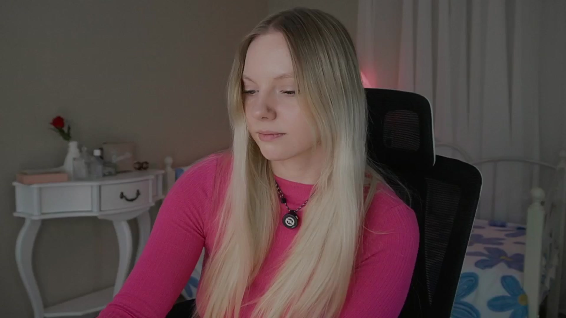 Gallery image thumbnail from penisflytrap_'s myfreecams stream on, 11/19/2025, 05:01 image 19 of 20