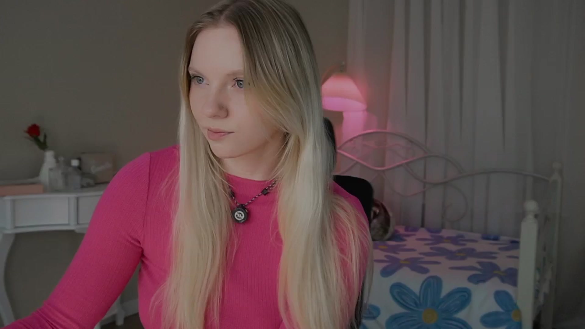 Gallery image thumbnail from penisflytrap_'s myfreecams stream on, 11/19/2025, 05:01 image 3 of 20