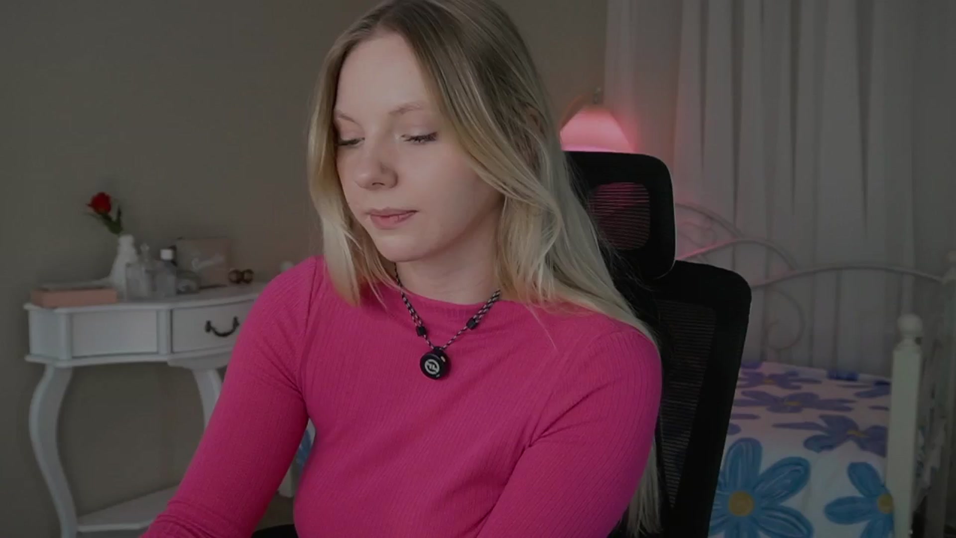 Gallery image thumbnail from penisflytrap_'s myfreecams stream on, 11/19/2025, 05:01 image 9 of 20
