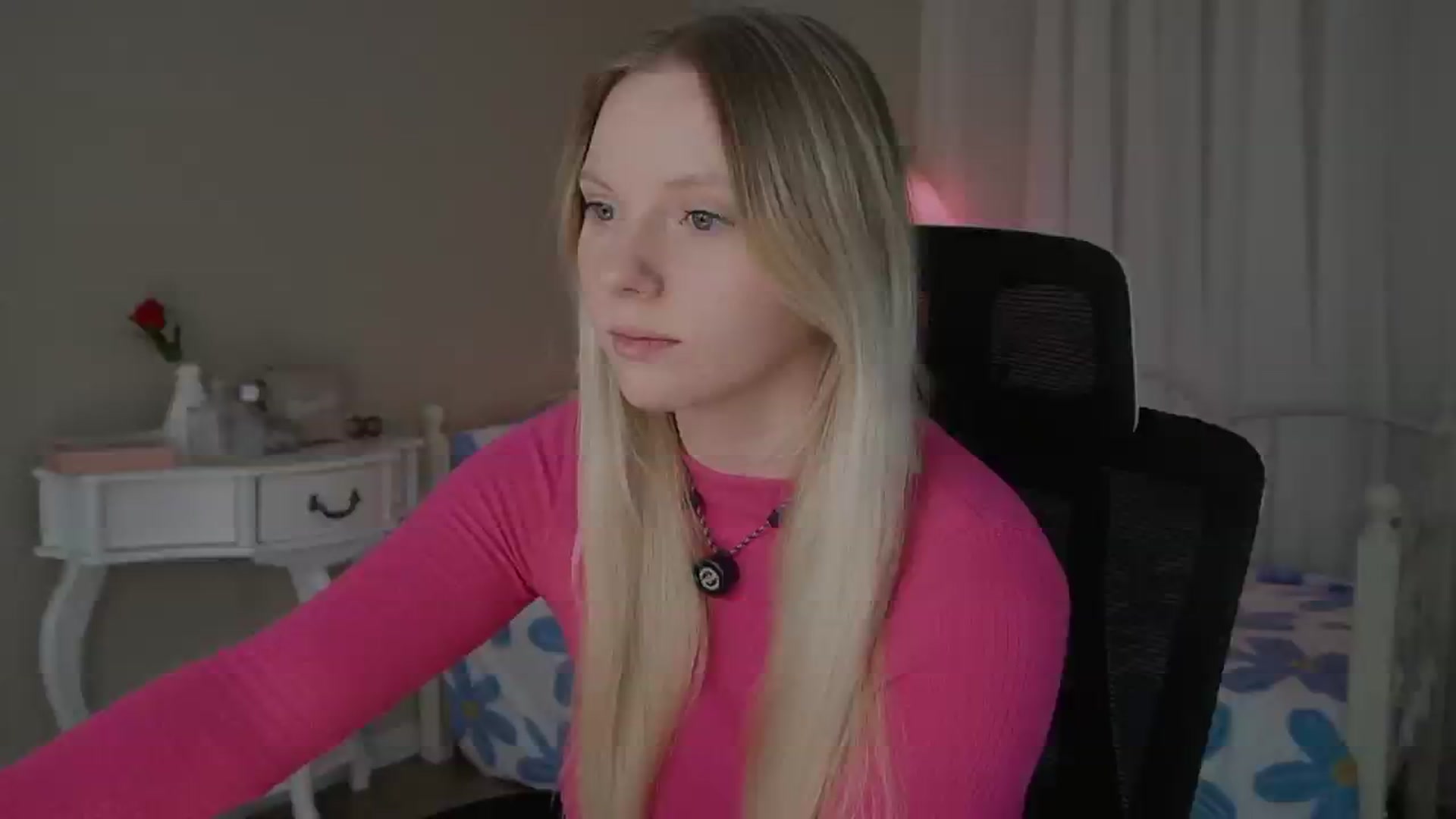 Gallery image thumbnail from penisflytrap_'s myfreecams stream on, 11/19/2025, 06:09 image 3 of 20