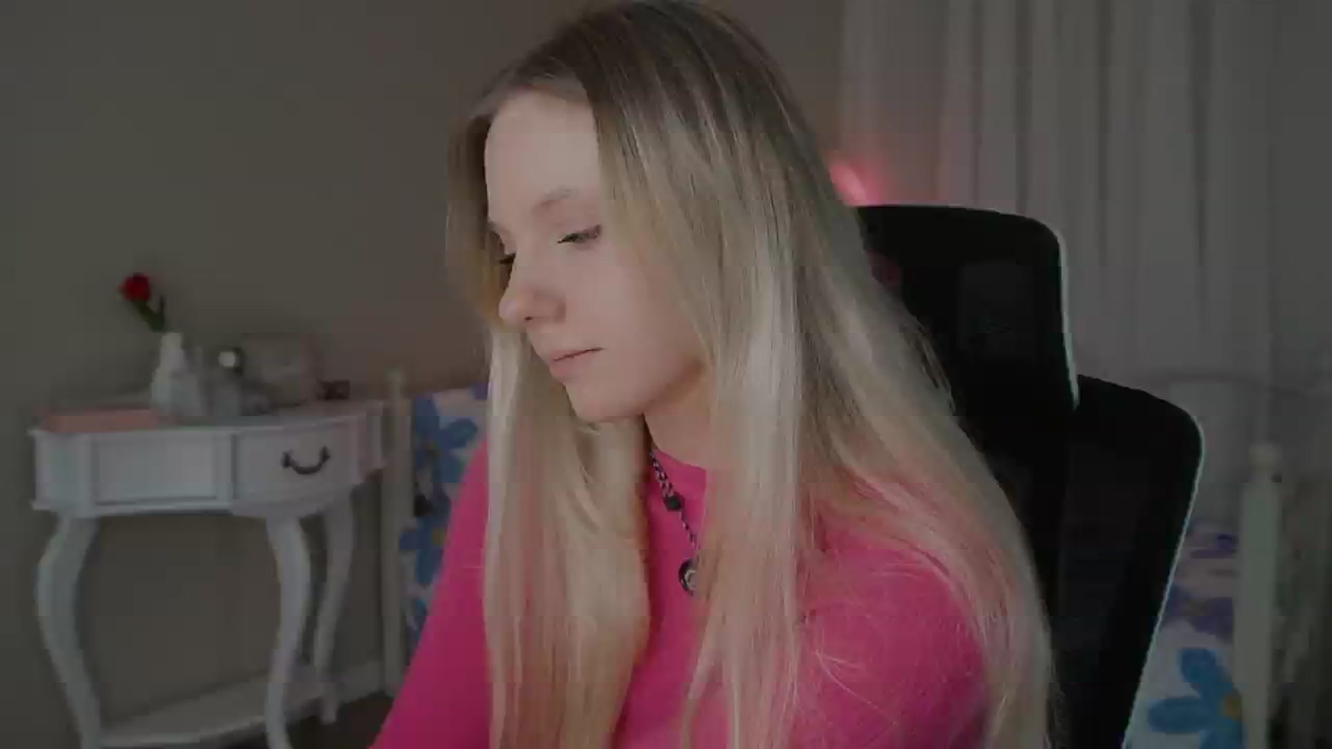 Gallery image thumbnail from penisflytrap_'s myfreecams stream on, 11/19/2025, 06:09 image 11 of 20