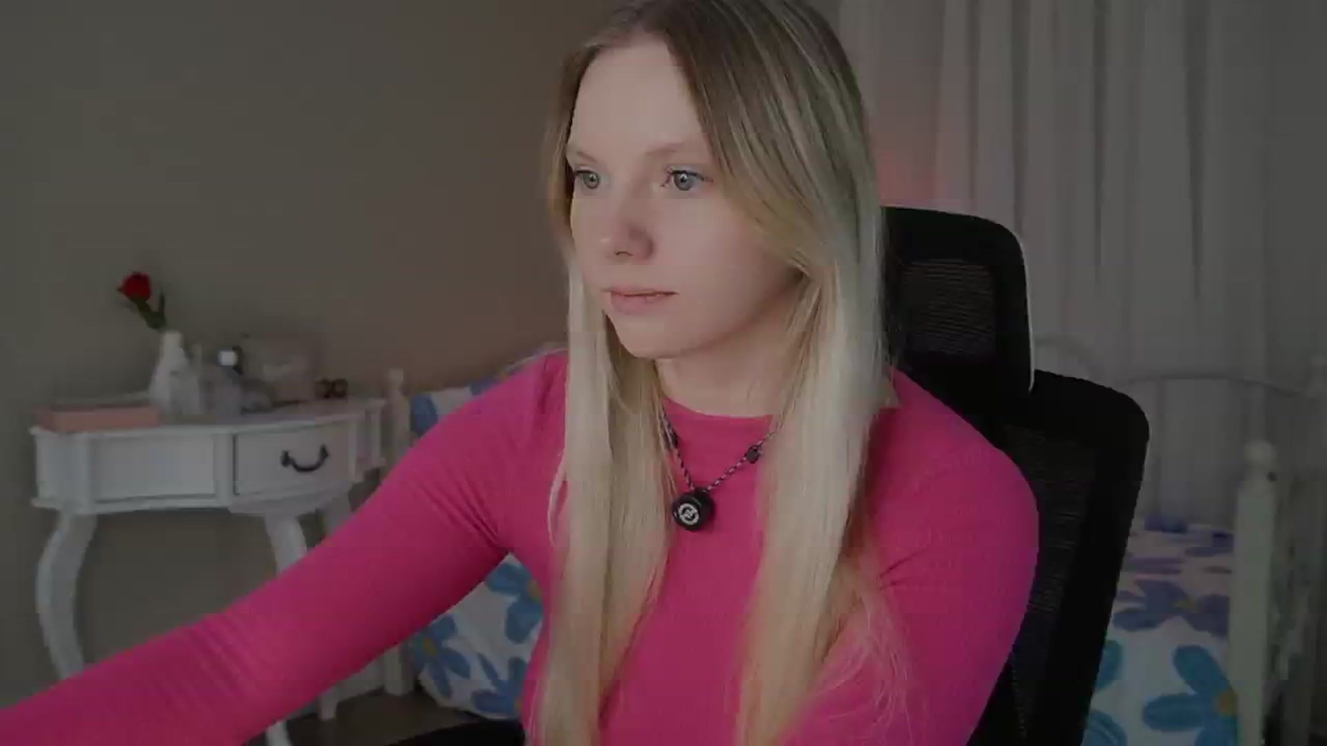 Gallery image thumbnail from penisflytrap_'s myfreecams stream on, 11/19/2025, 06:09 image 2 of 20