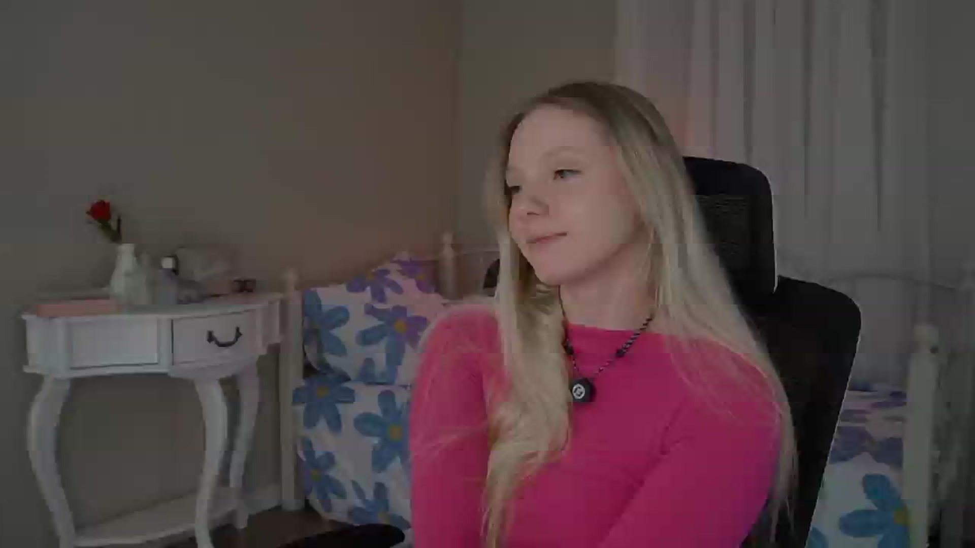 Gallery image thumbnail from penisflytrap_'s myfreecams stream on, 11/19/2025, 06:09 image 8 of 20