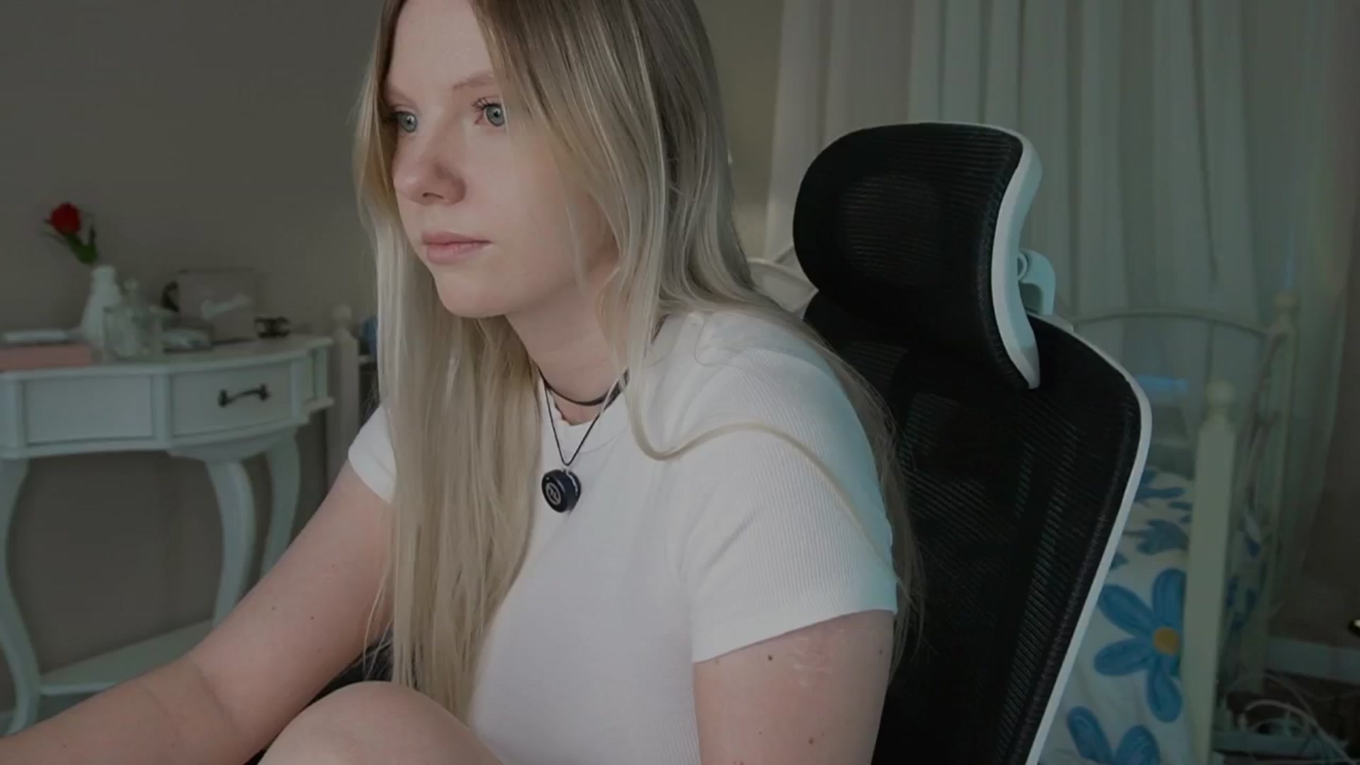 Gallery image thumbnail from penisflytrap_'s myfreecams stream on, 11/23/2025, 12:49 image 19 of 20