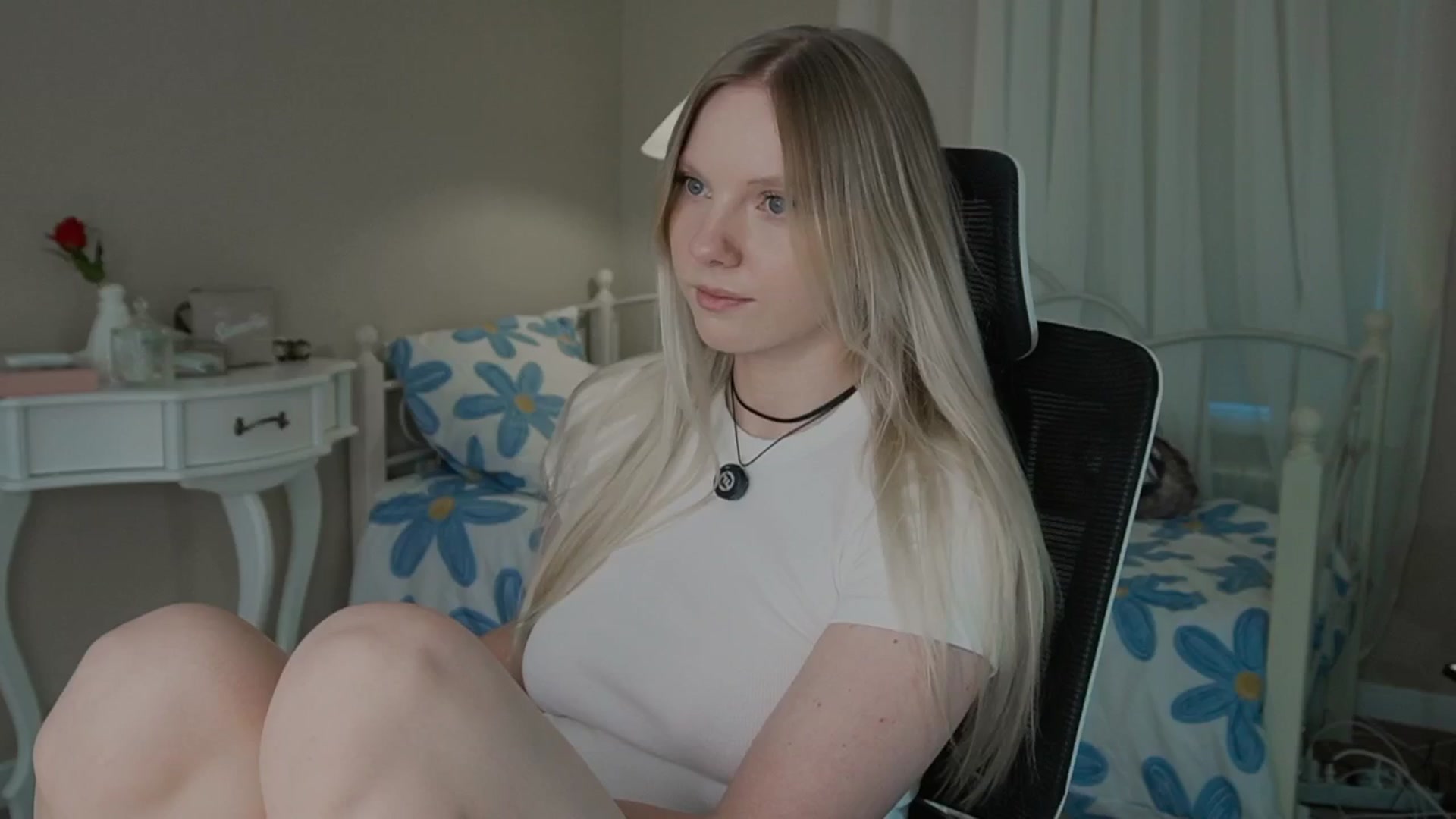 Gallery image thumbnail from penisflytrap_'s myfreecams stream on, 11/23/2025, 12:49 image 12 of 20