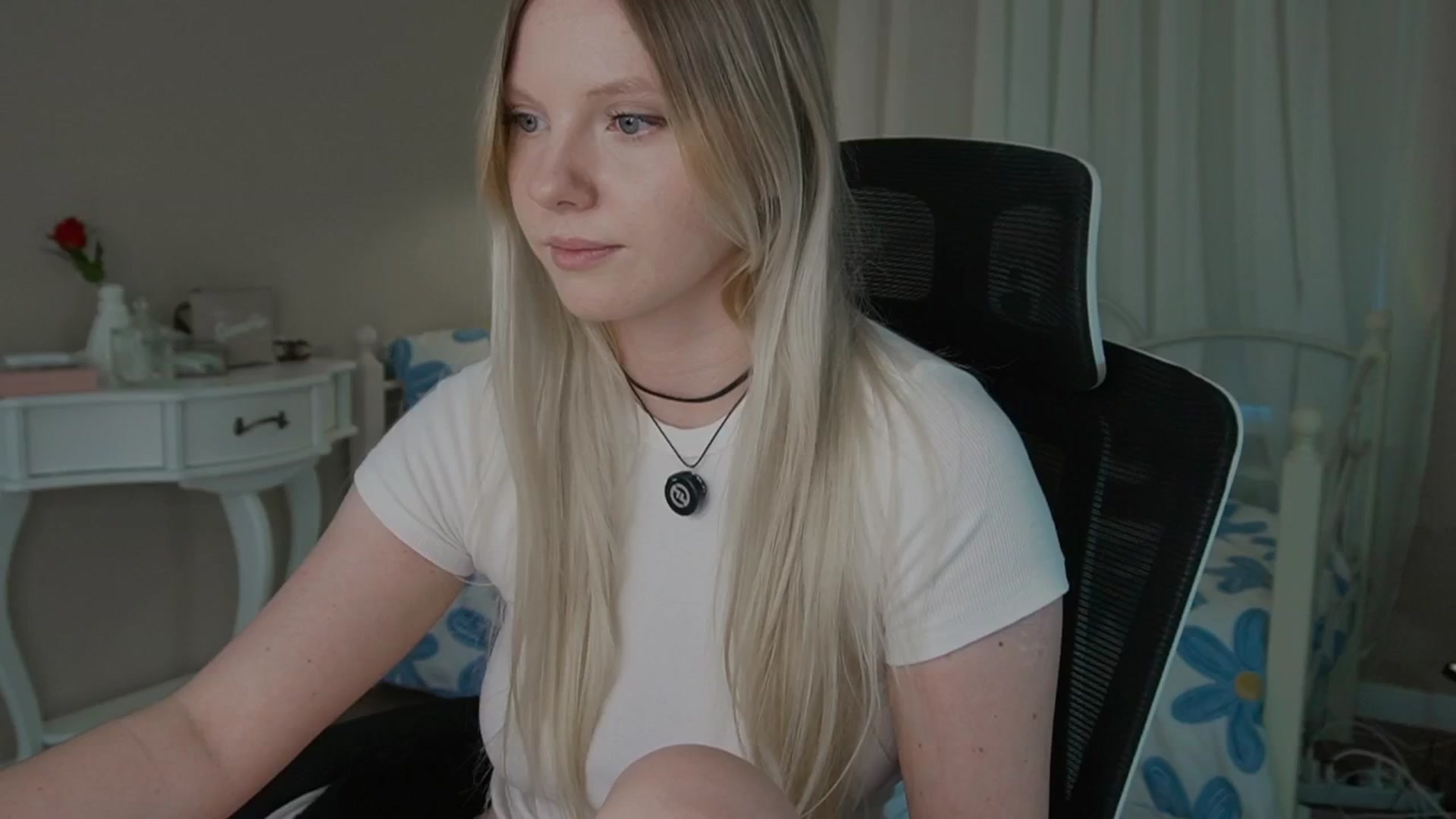 Gallery image thumbnail from penisflytrap_'s myfreecams stream on, 11/23/2025, 12:49 image 17 of 20