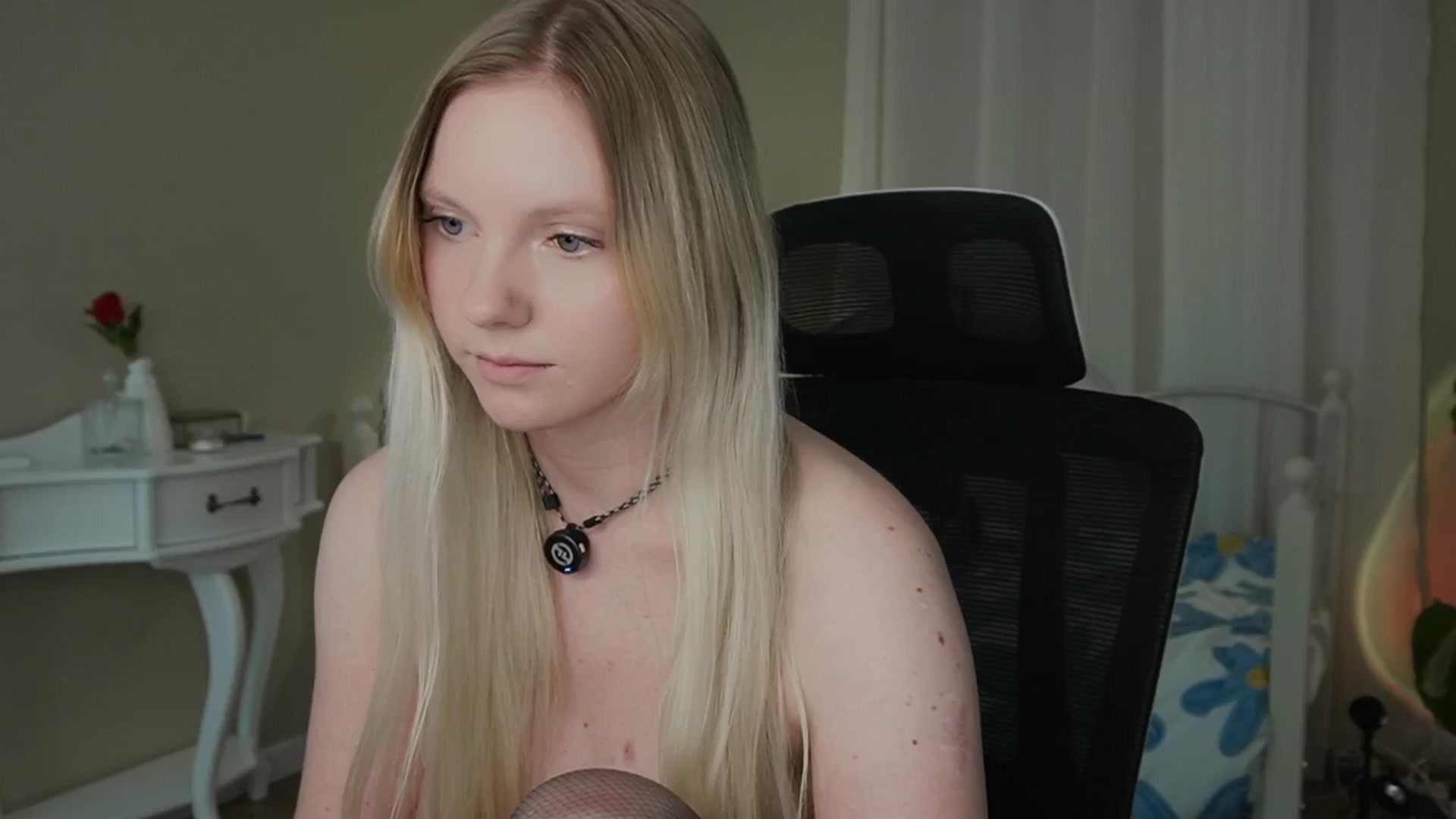 Gallery image thumbnail from penisflytrap_'s myfreecams stream on, 12/10/2025, 17:28 image 2 of 20
