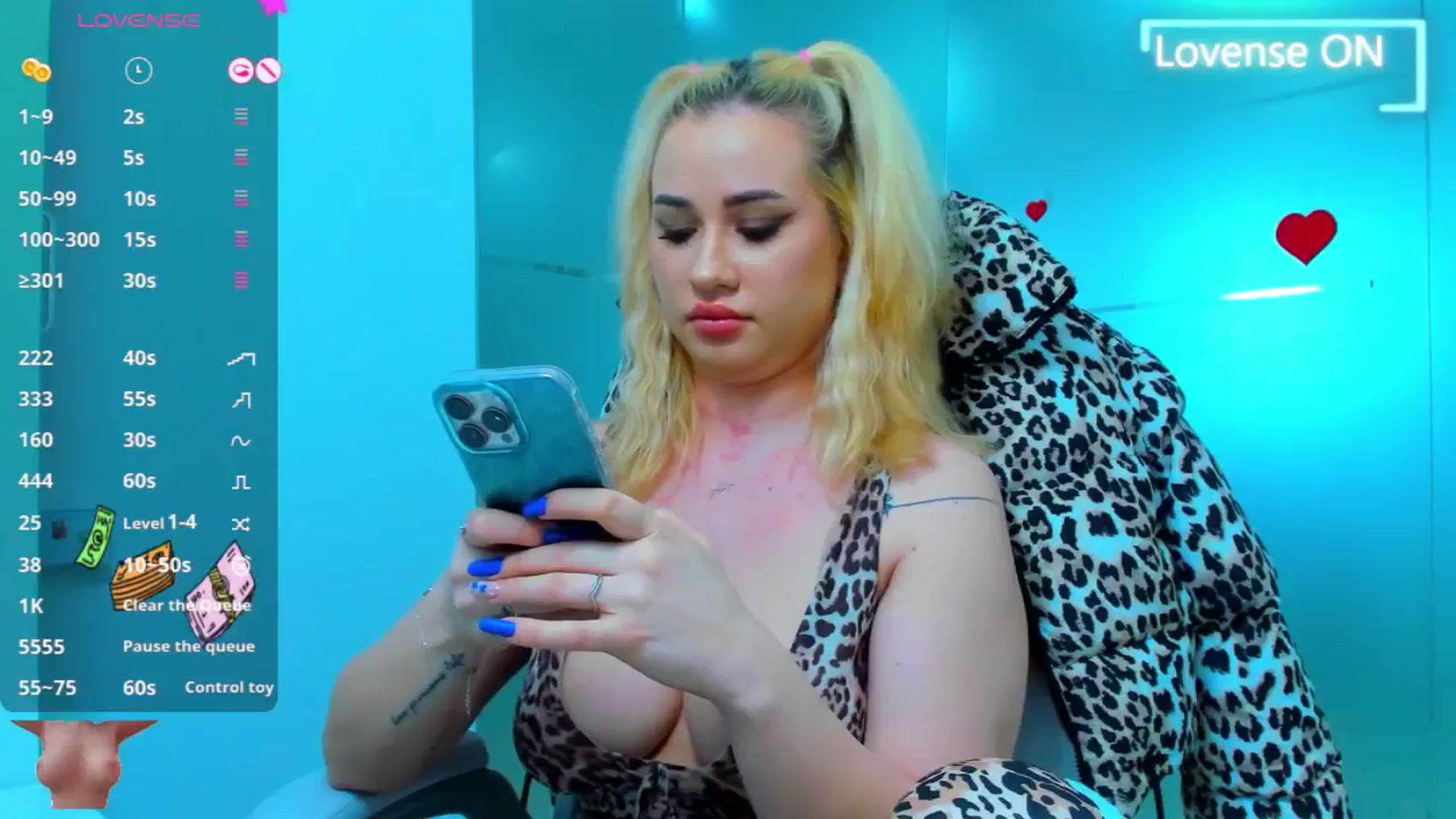 Gallery image thumbnail from perfecttits96's myfreecams stream on, 05/13/2025, 24:55 image 9 of 20