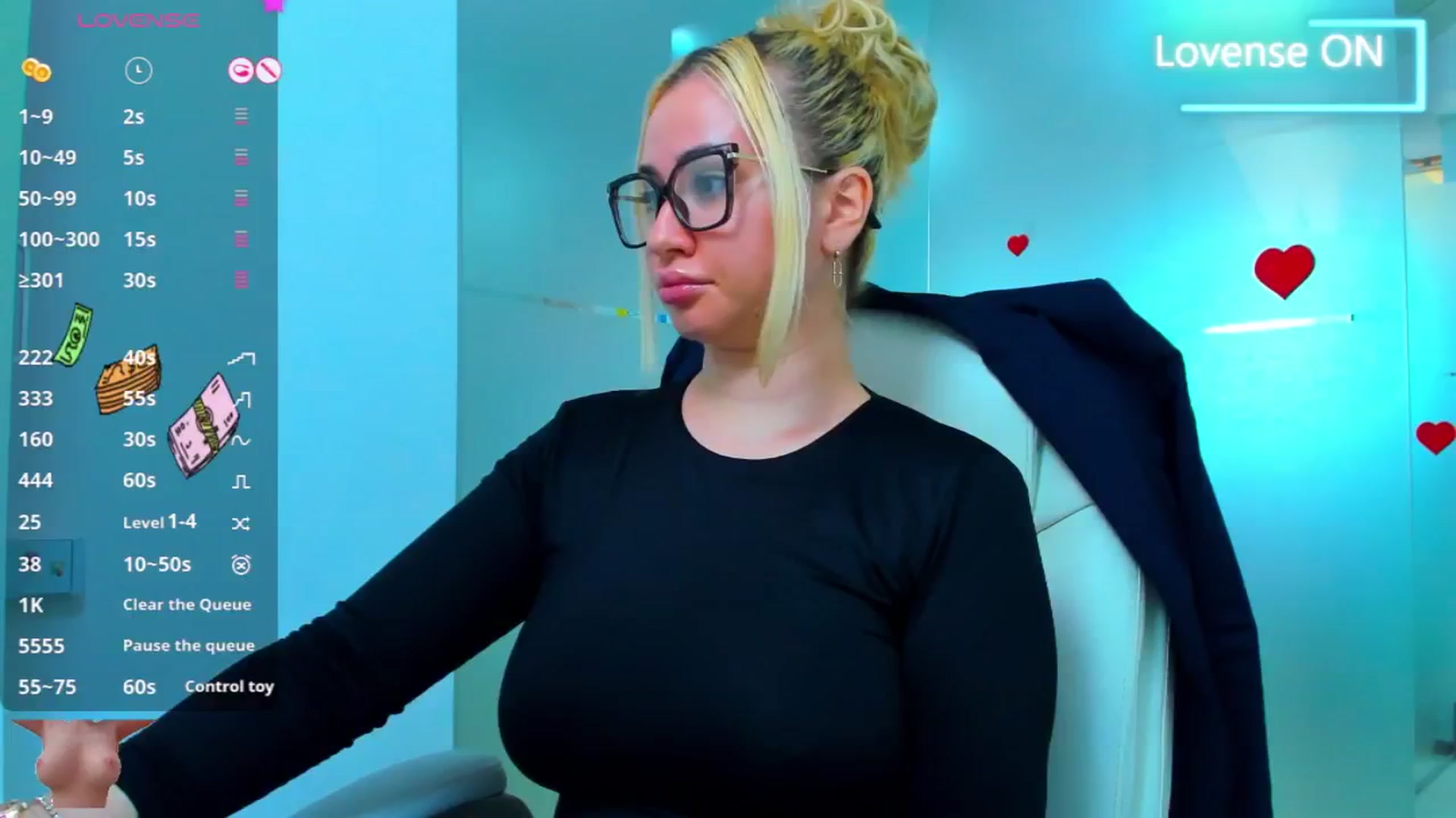 Gallery image thumbnail from perfecttits96's myfreecams stream on, 05/15/2025, 15:26 image 14 of 20