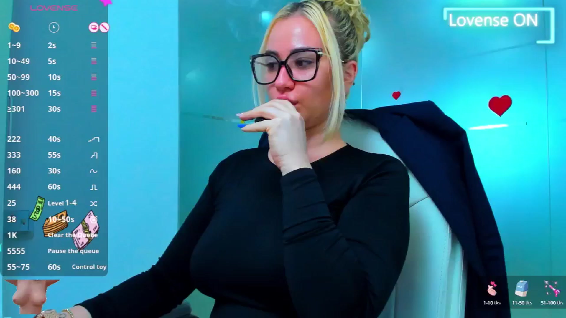 Gallery image thumbnail from perfecttits96's myfreecams stream on, 05/15/2025, 19:56 image 16 of 20