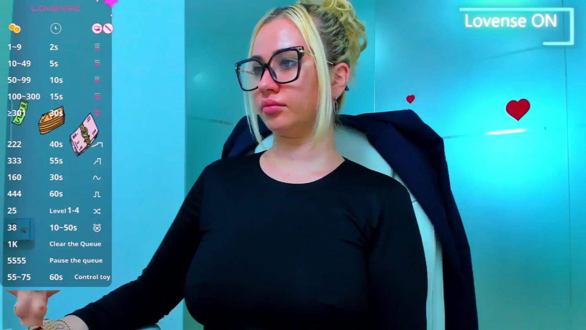 Gallery image thumbnail from perfecttits96's myfreecams stream on, 05/15/2025, 19:56 image 15 of 20