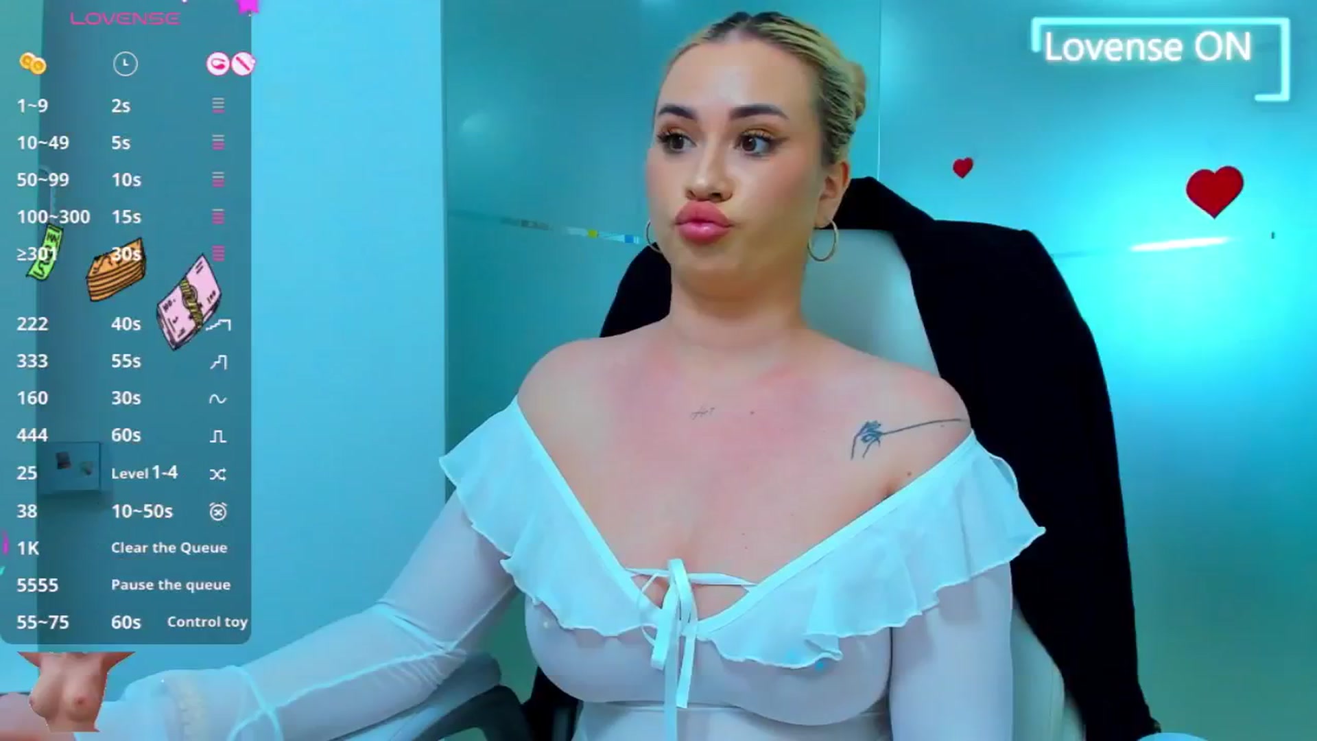Gallery image thumbnail from perfecttits96's myfreecams stream on, 05/26/2025, 19:36 image 7 of 20