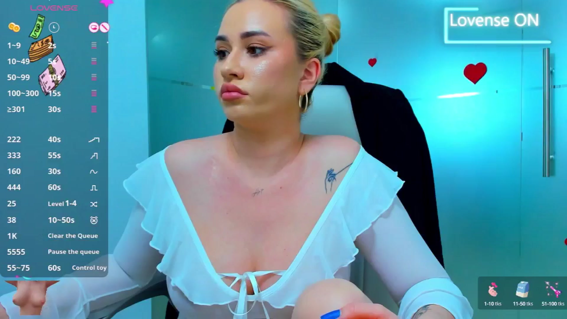 Gallery image thumbnail from perfecttits96's myfreecams stream on, 05/26/2025, 19:36 image 12 of 20