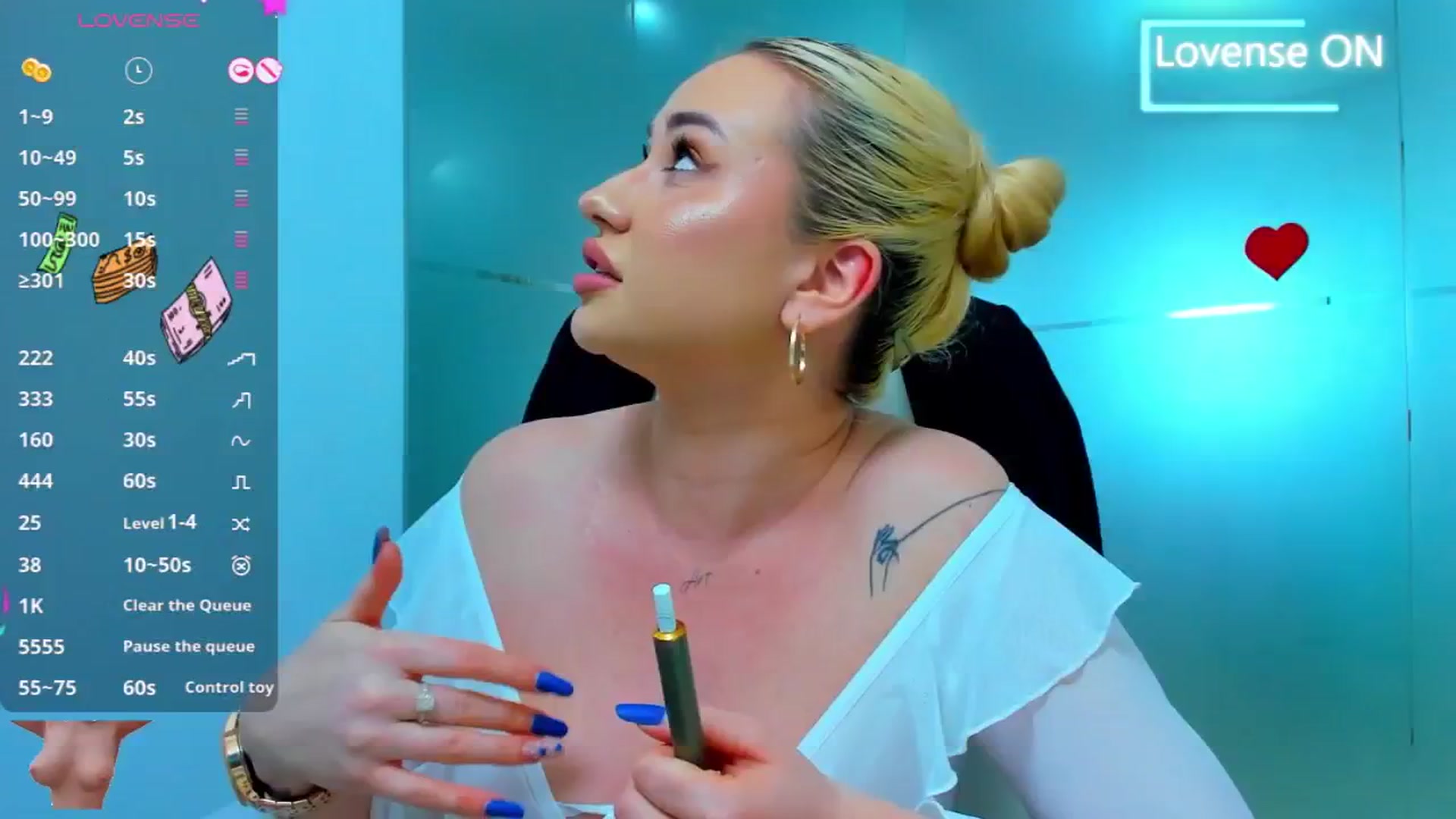 Gallery image thumbnail from perfecttits96's myfreecams stream on, 05/26/2025, 19:36 image 11 of 20