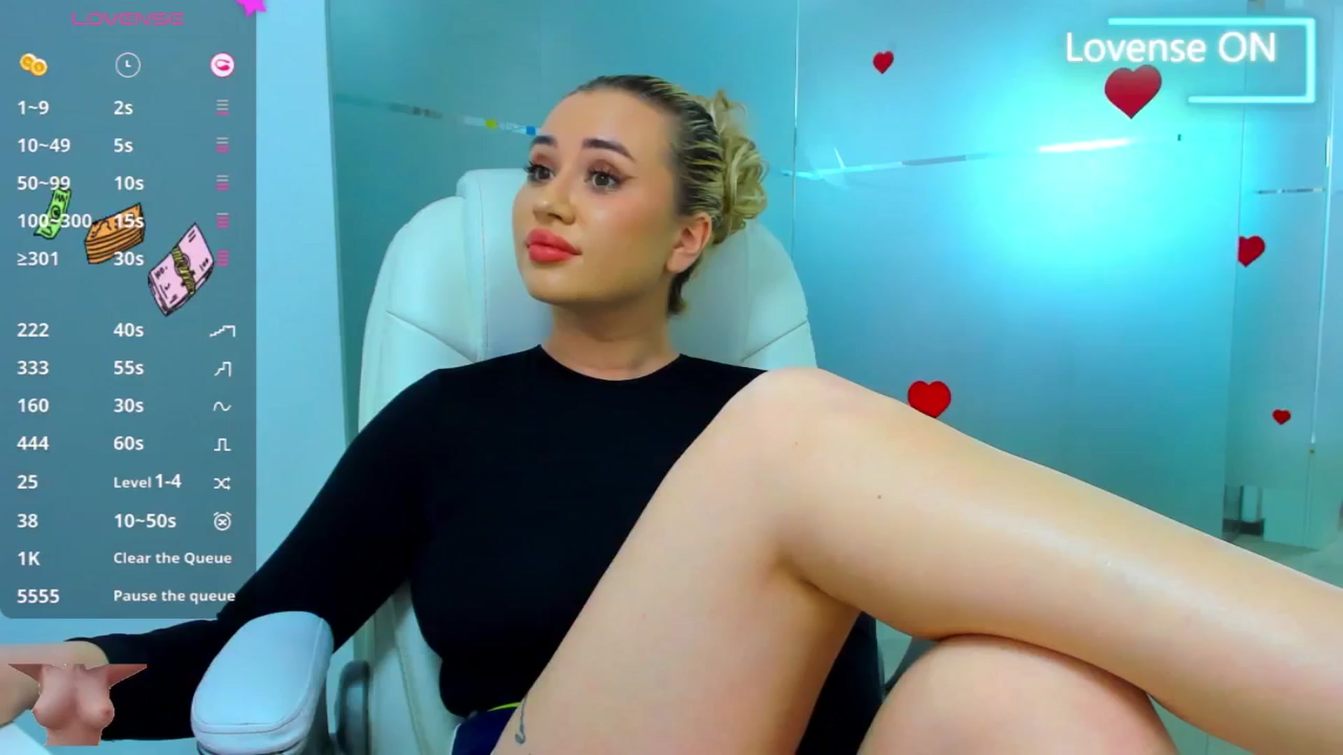 Gallery image thumbnail from perfecttits96's myfreecams stream on, 05/29/2025, 16:52 image 15 of 20