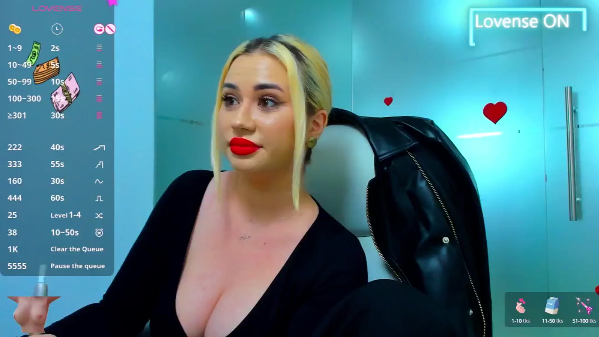 Gallery image thumbnail from perfecttits96's myfreecams stream on, 05/30/2025, 21:09 image 17 of 20