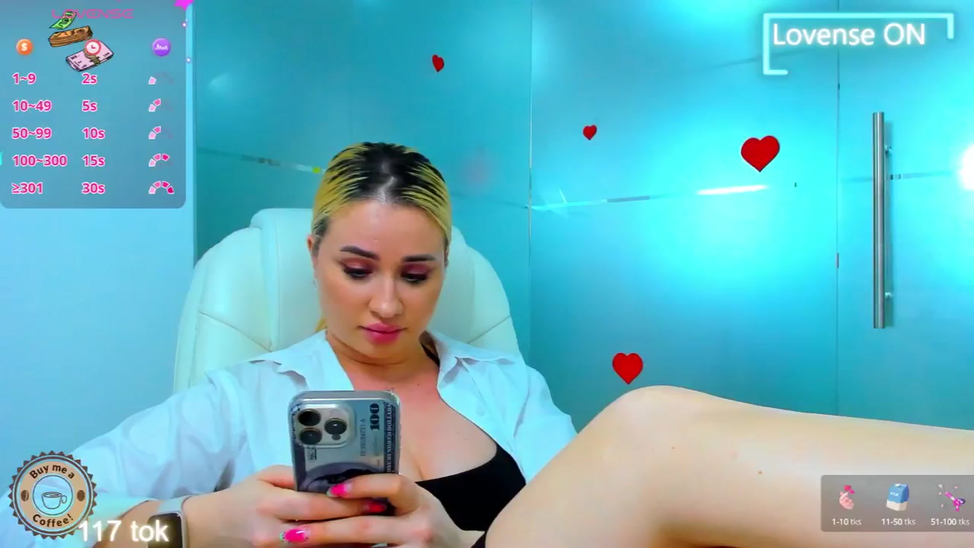 Gallery image thumbnail from perfecttits96's myfreecams stream on, 06/10/2025, 24:16 image 14 of 20