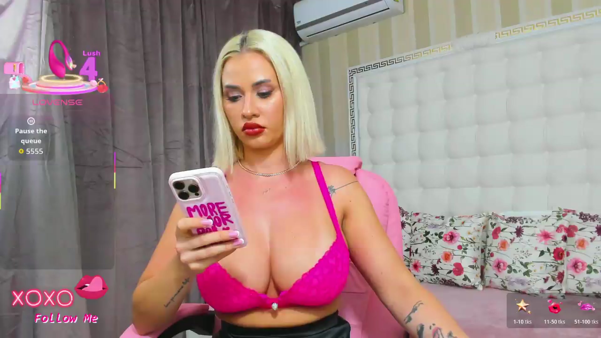 Gallery image thumbnail from perfecttits96's myfreecams stream on, 08/13/2026, 12:04 image 1 of 20