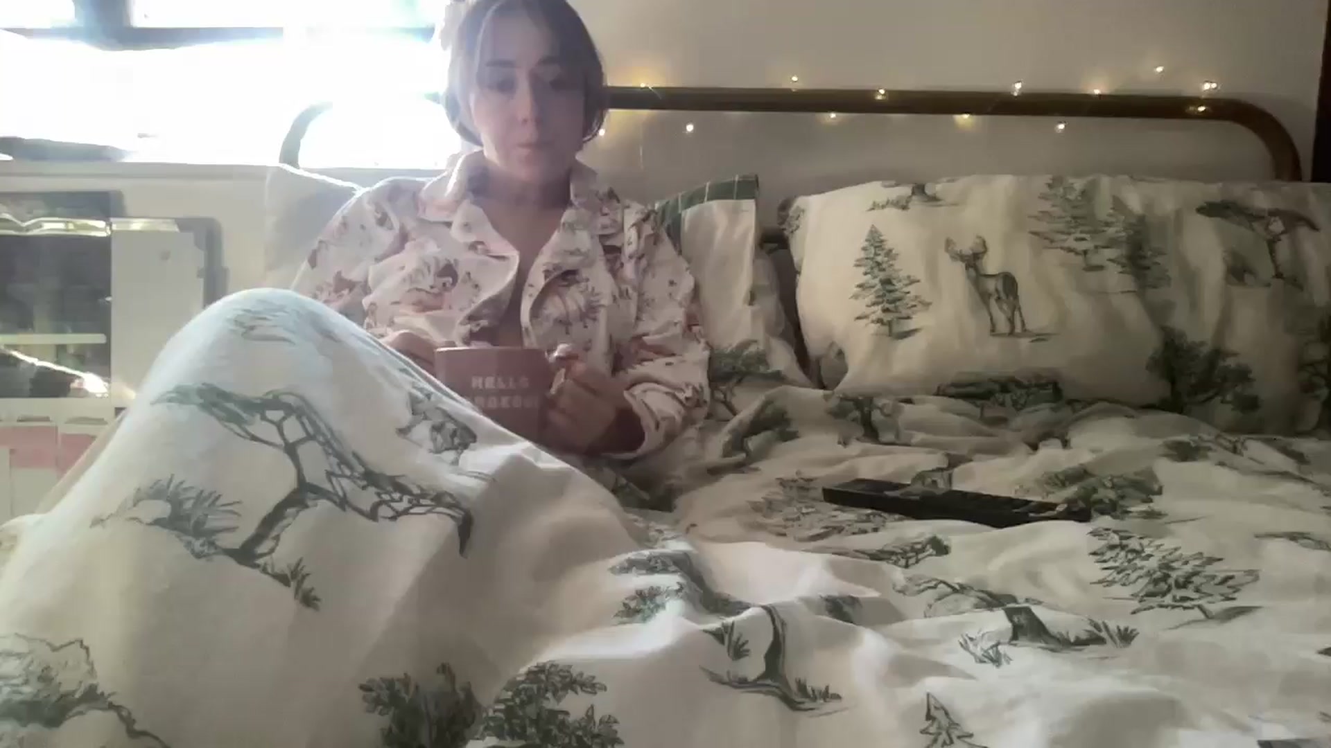 Gallery image thumbnail from petitebabixo's myfreecams stream on, 12/26/2025, 11:39 image 1 of 20