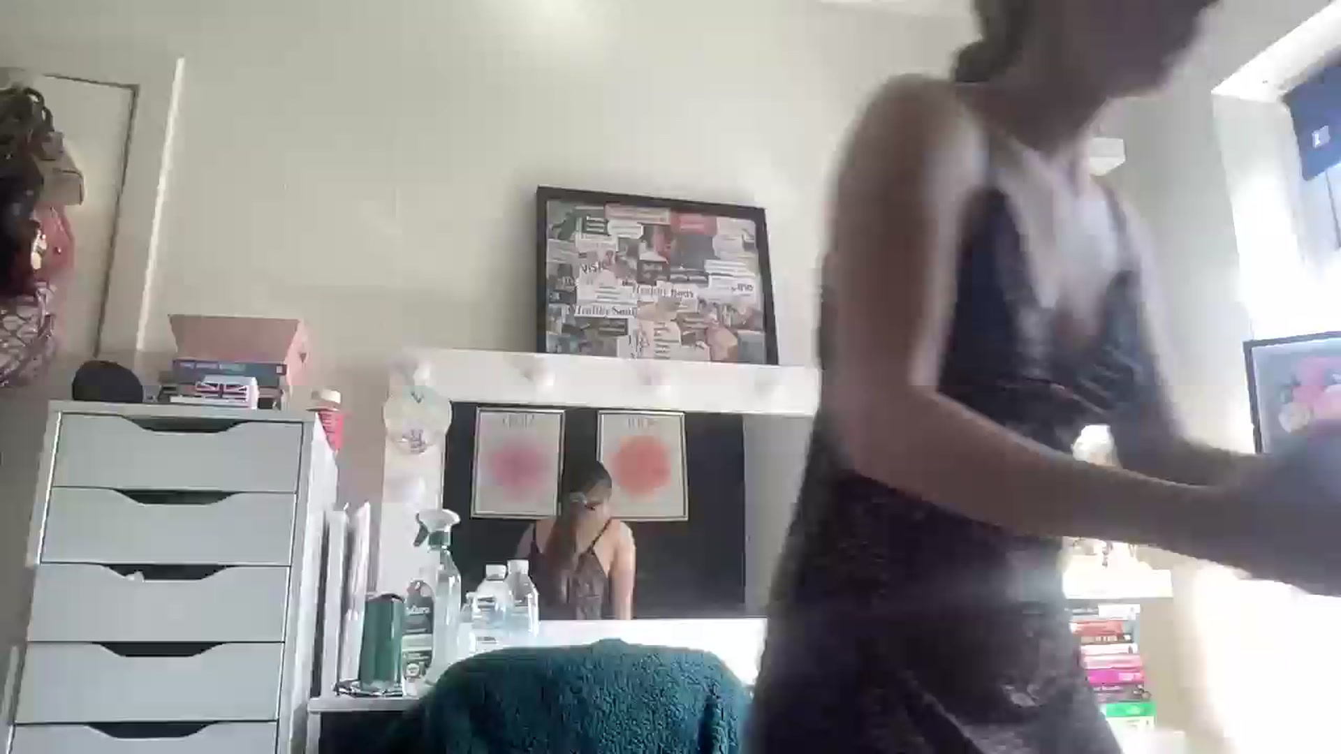 Gallery image thumbnail from petitebabixo's myfreecams stream on, 03/17/2026, 11:35 image 1 of 20