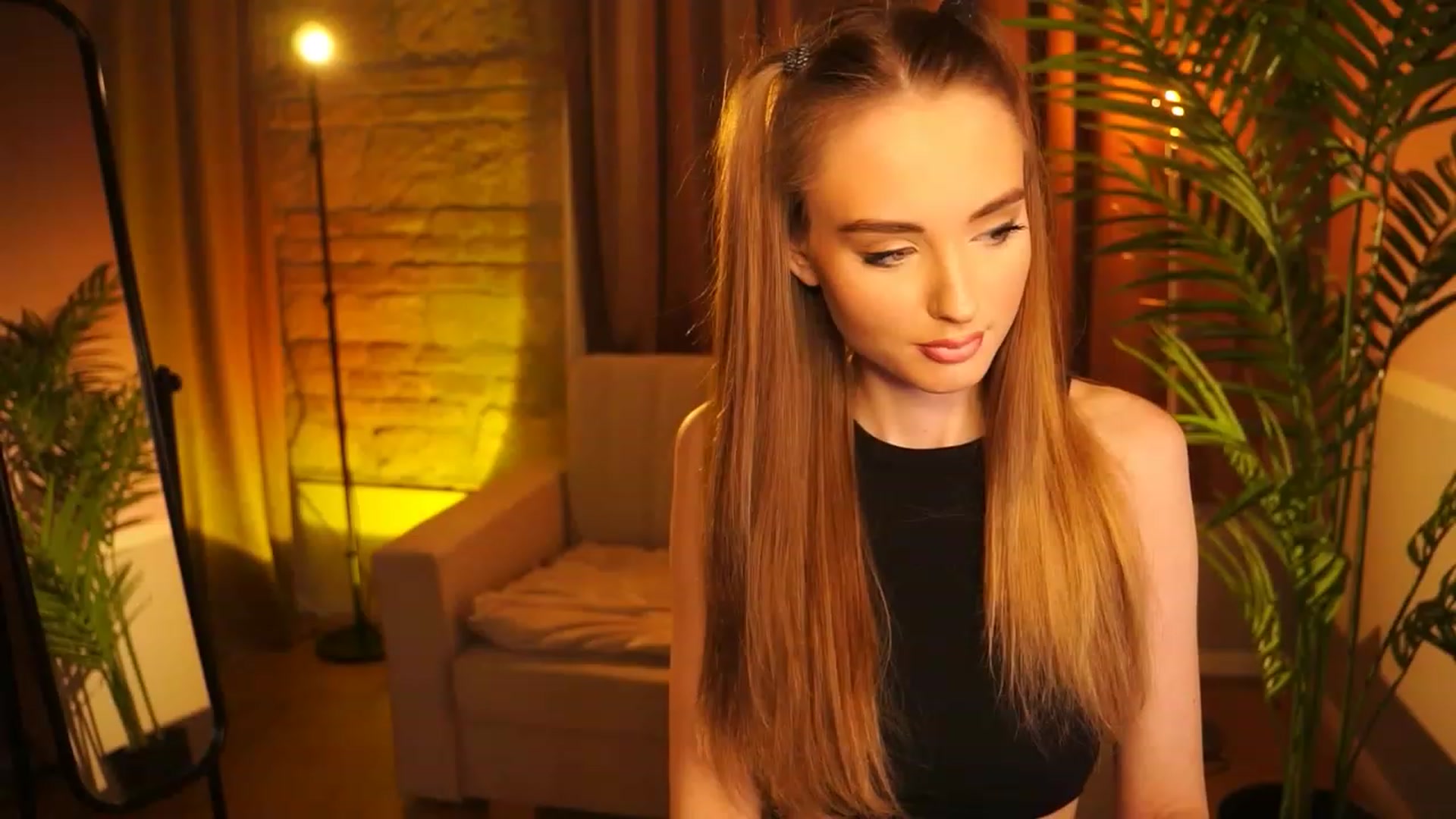 Gallery image thumbnail from petitegonwild's myfreecams stream on, 02/28/2024, 24:44 image 4 of 20