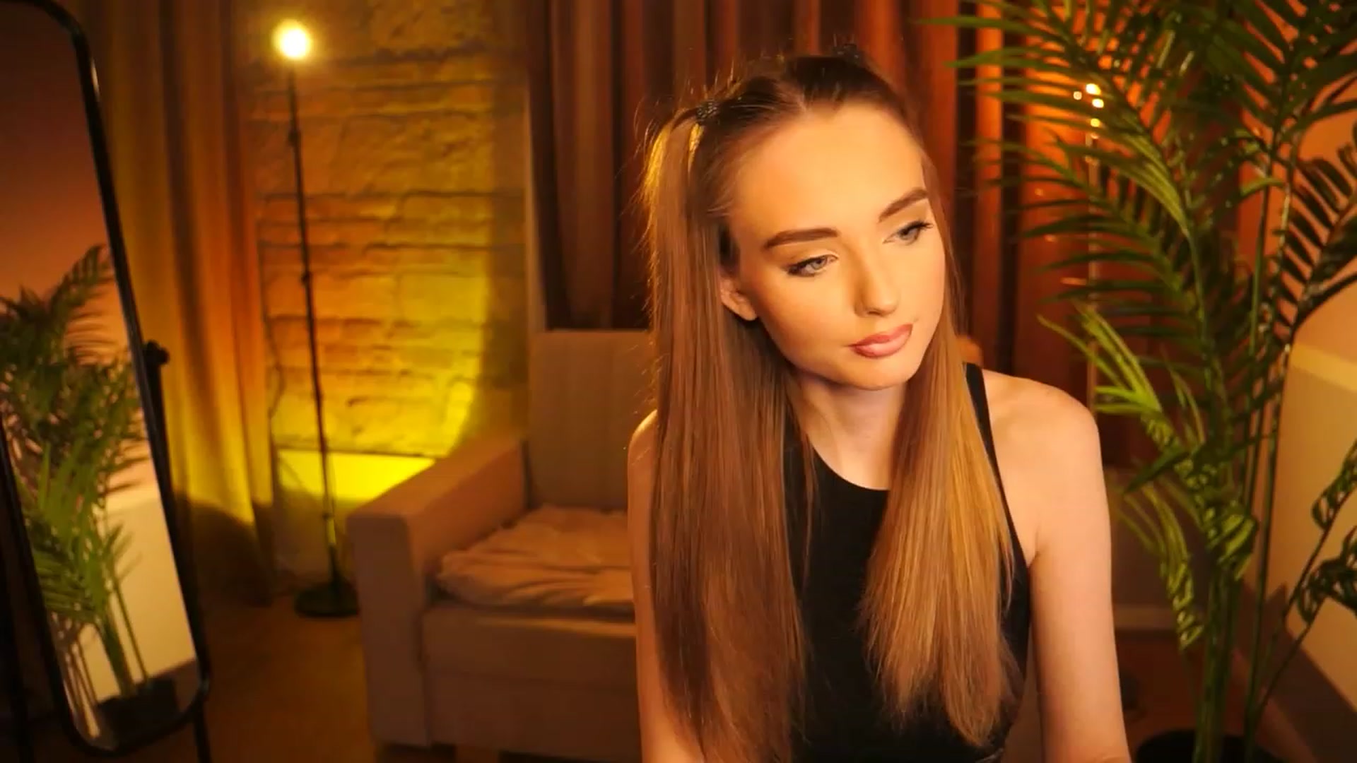 Gallery image thumbnail from petitegonwild's myfreecams stream on, 02/28/2024, 24:44 image 1 of 20