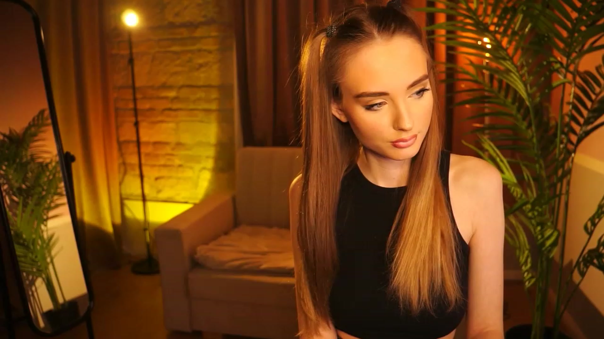 Gallery image thumbnail from petitegonwild's myfreecams stream on, 02/28/2024, 24:44 image 5 of 20