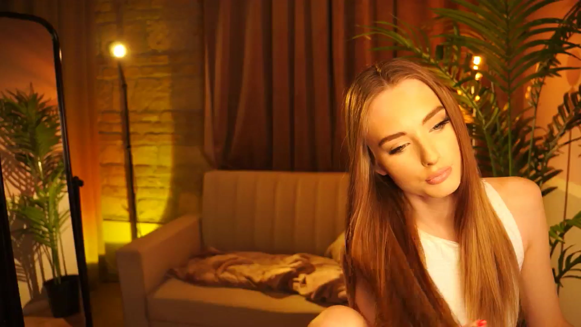 Gallery image thumbnail from petitegonwild's myfreecams stream on, 03/06/2024, 21:42 image 11 of 20