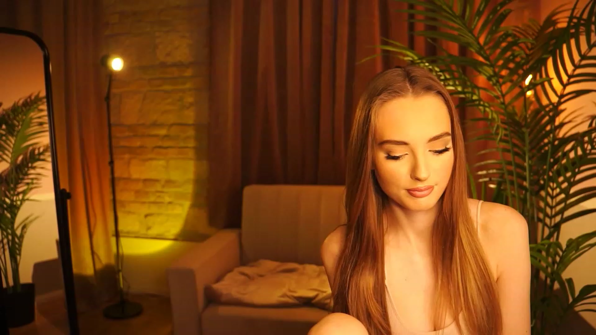 Gallery image thumbnail from petitegonwild's myfreecams stream on, 03/09/2024, 16:07 image 9 of 20