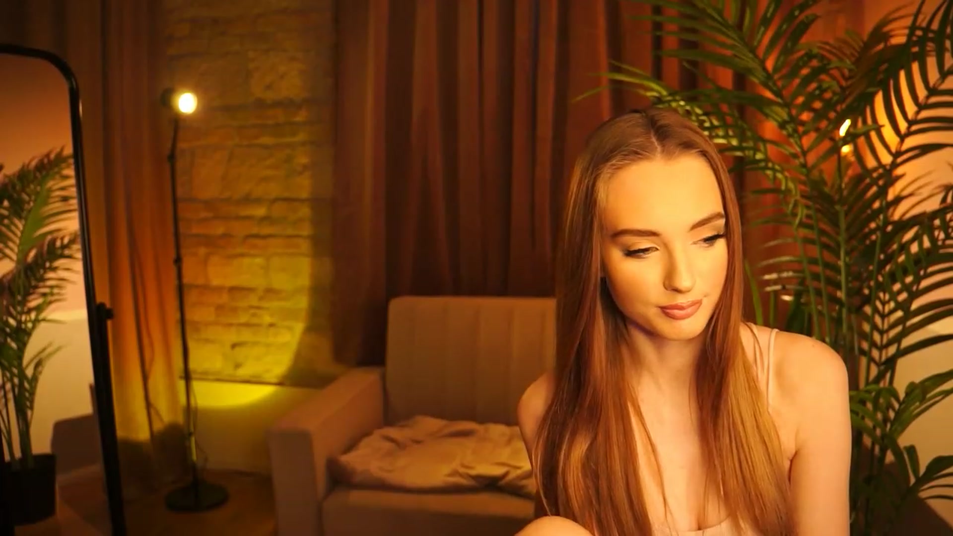 Gallery image thumbnail from petitegonwild's myfreecams stream on, 03/09/2024, 16:07 image 15 of 20
