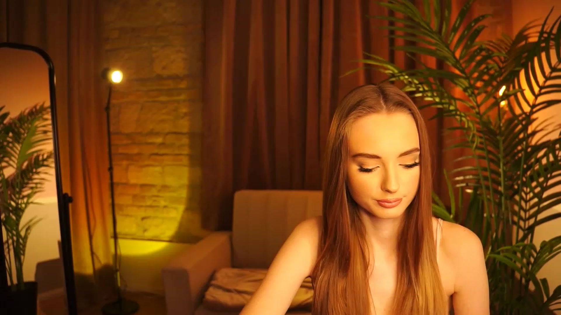 Gallery image thumbnail from petitegonwild's myfreecams stream on, 03/09/2024, 19:28 image 2 of 20