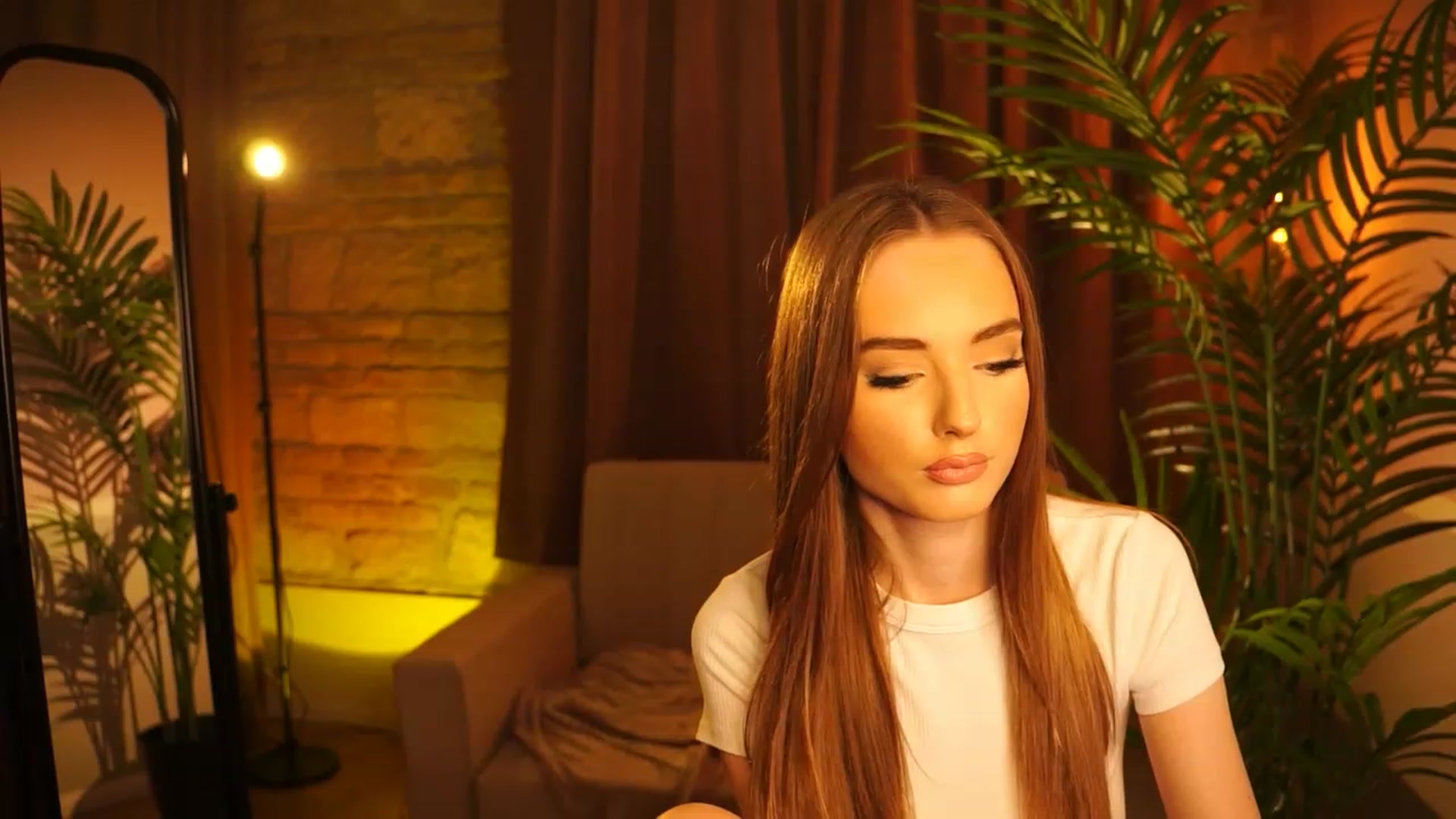 Gallery image thumbnail from petitegonwild's myfreecams stream on, 03/10/2024, 19:34 image 20 of 20