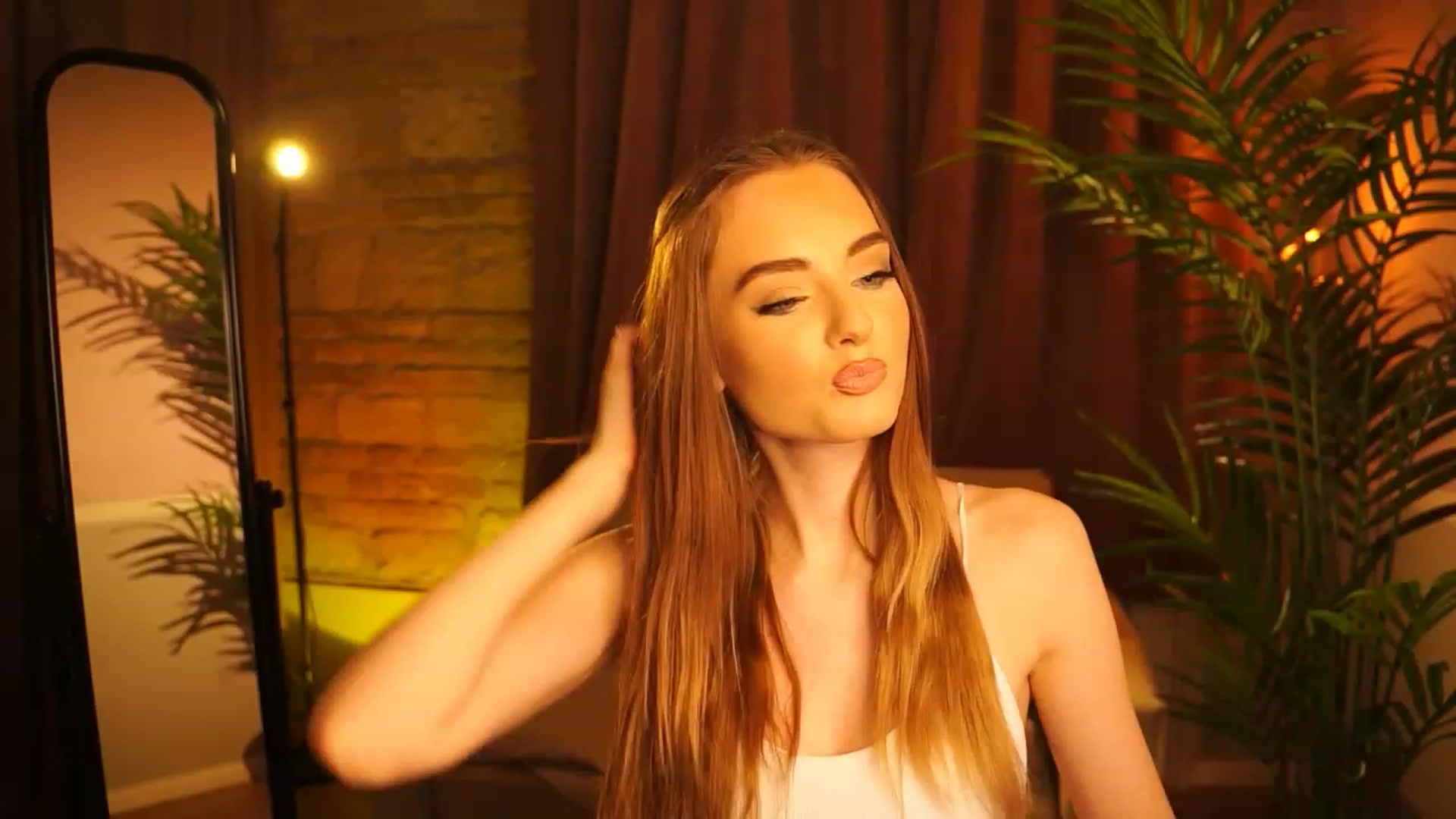 Gallery image thumbnail from petitegonwild's myfreecams stream on, 03/11/2024, 14:06 image 17 of 20