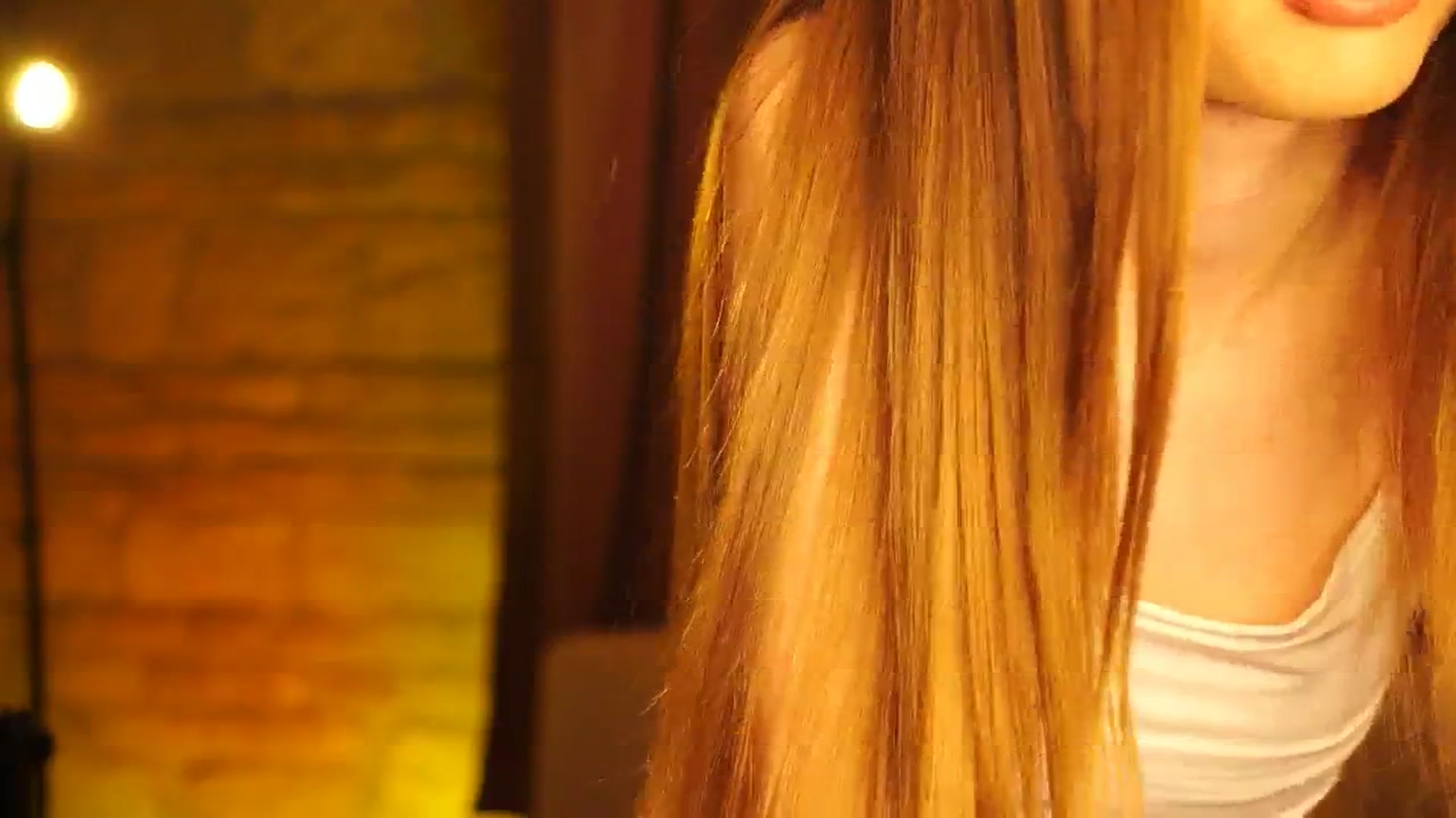 Gallery image thumbnail from petitegonwild's myfreecams stream on, 03/14/2024, 16:00 image 16 of 20