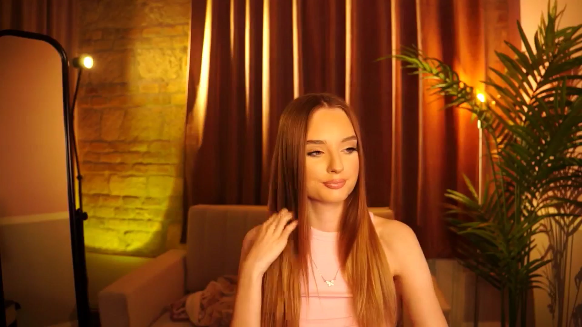 Gallery image thumbnail from petitegonwild's myfreecams stream on, 05/24/2024, 14:20 image 10 of 20