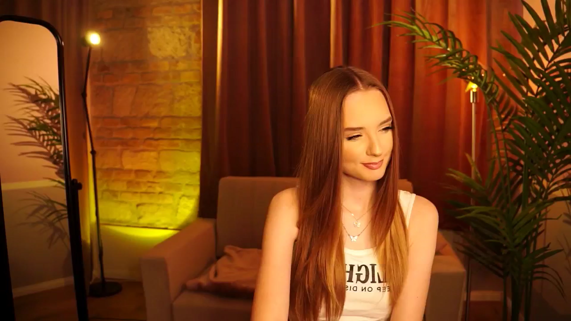 Gallery image thumbnail from petitegonwild's myfreecams stream on, 05/30/2024, 10:29 image 2 of 20