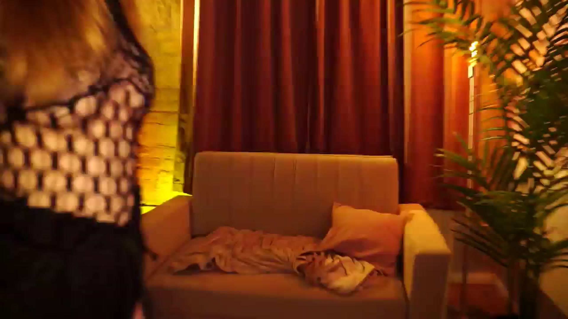 Gallery image thumbnail from petitegonwild's myfreecams stream on, 06/01/2024, 13:40 image 16 of 20