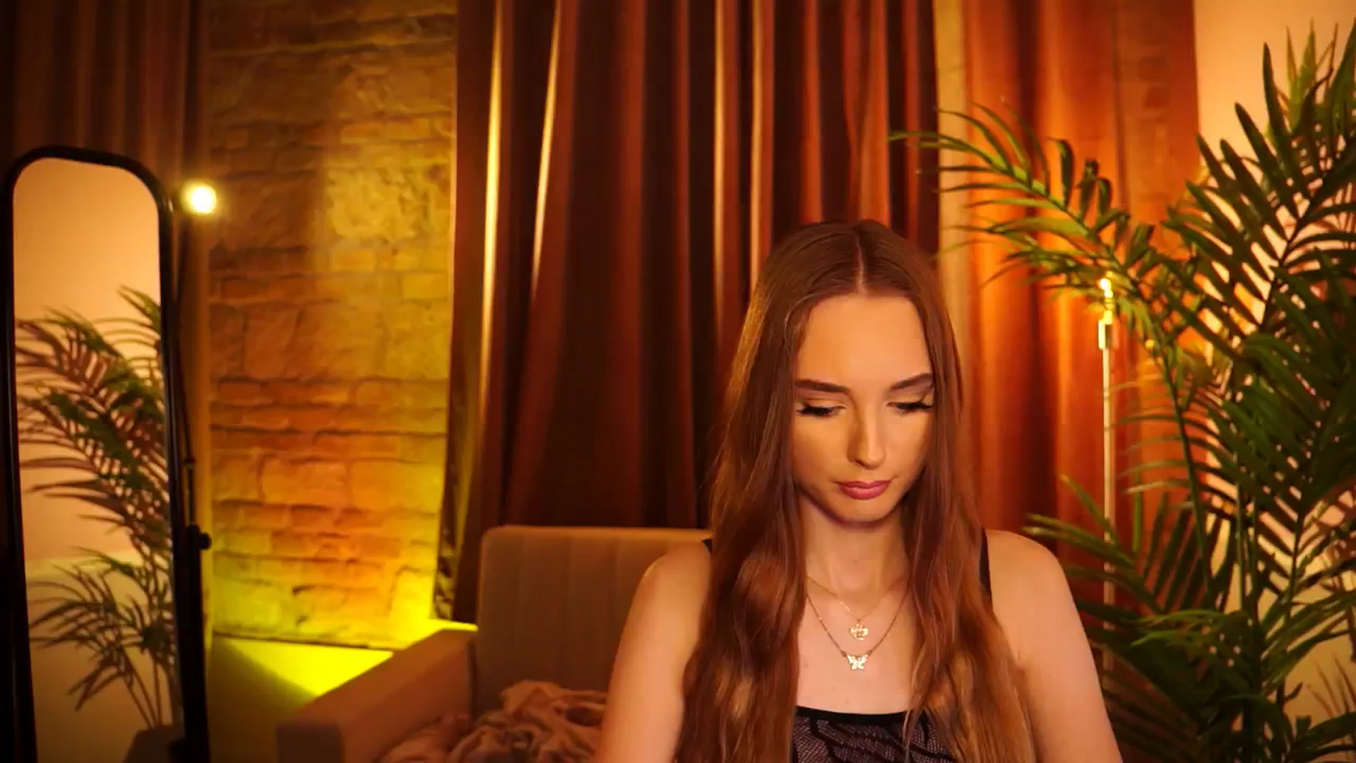 Gallery image thumbnail from petitegonwild's myfreecams stream on, 06/04/2024, 19:59 image 10 of 20