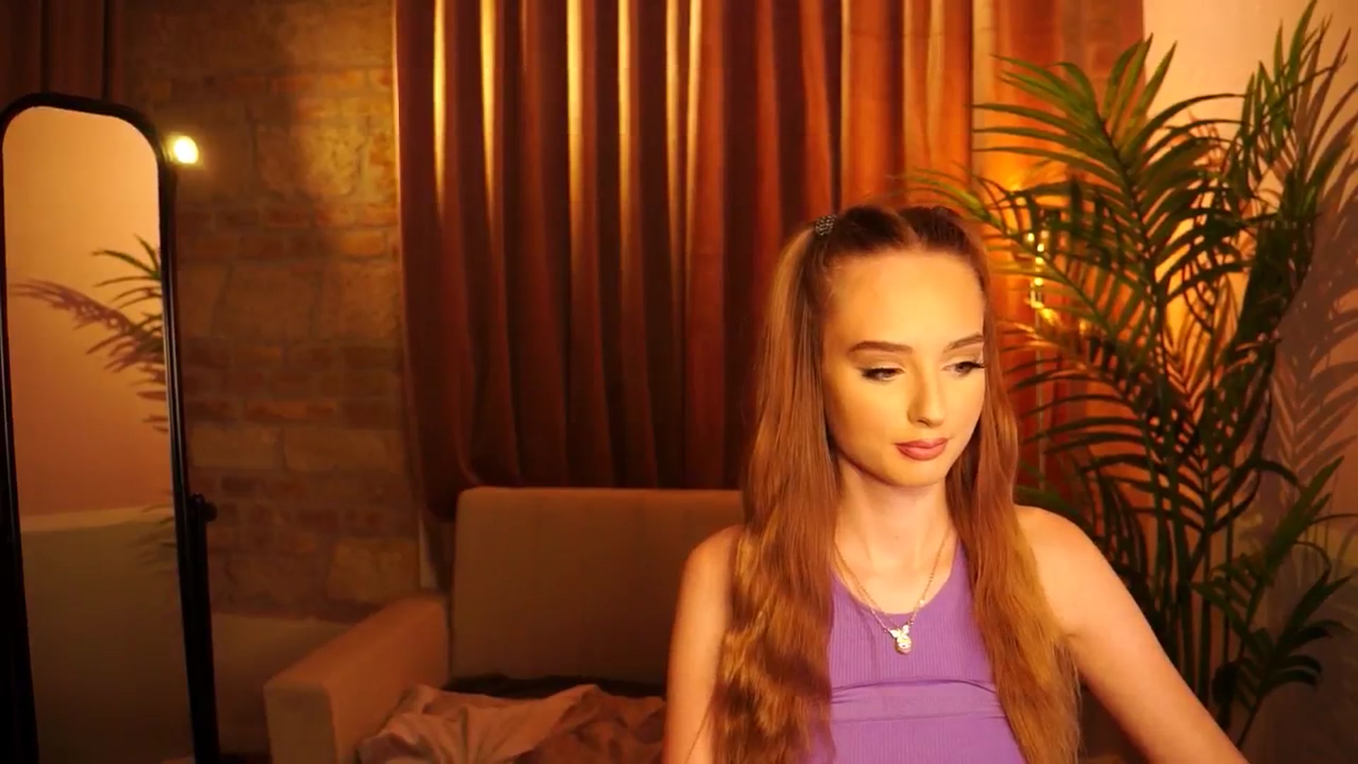 Gallery image thumbnail from petitegonwild's myfreecams stream on, 06/19/2024, 18:05 image 9 of 20