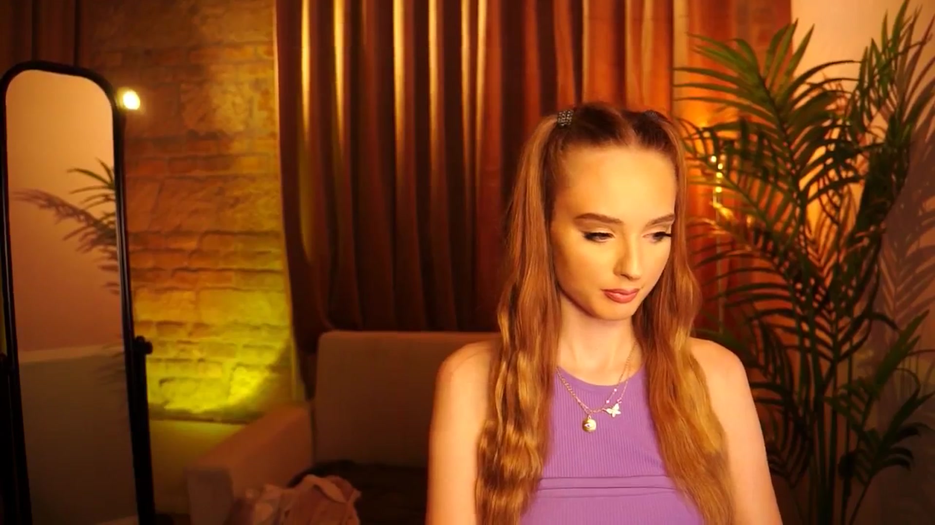 Gallery image thumbnail from petitegonwild's myfreecams stream on, 06/19/2024, 20:11 image 10 of 20