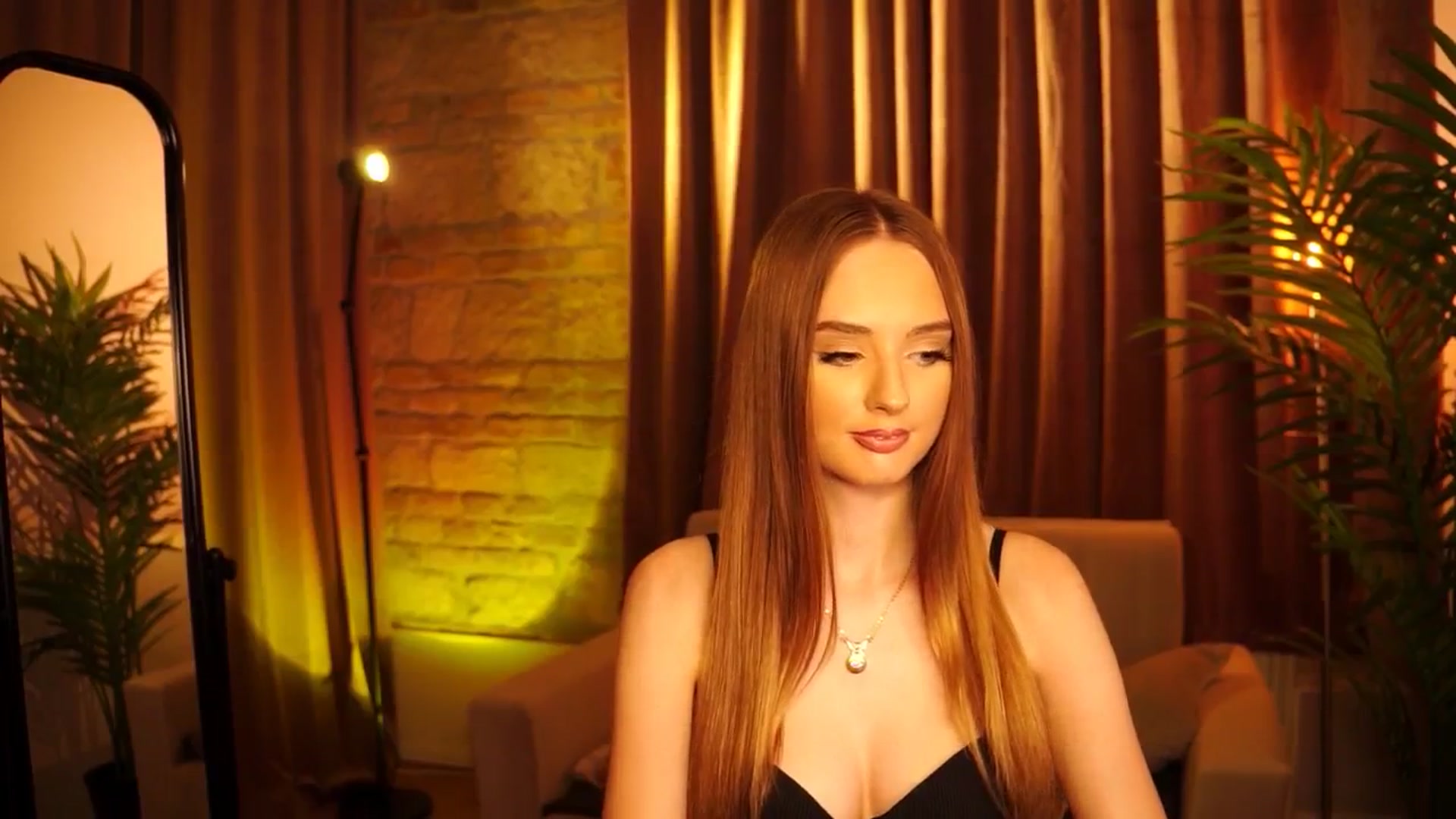 Gallery image thumbnail from petitegonwild's myfreecams stream on, 06/23/2024, 19:54 image 7 of 20