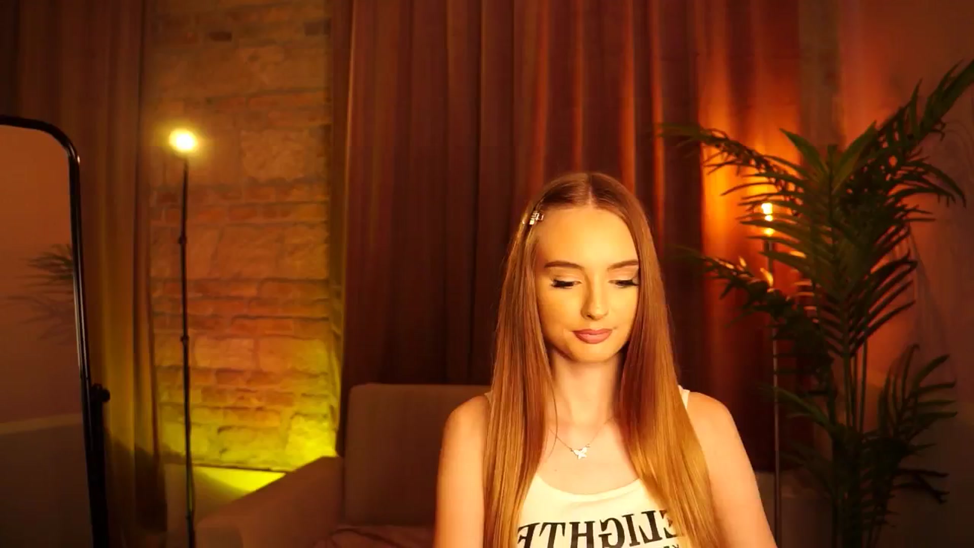 Gallery image thumbnail from petitegonwild's myfreecams stream on, 07/01/2024, 14:41 image 16 of 20