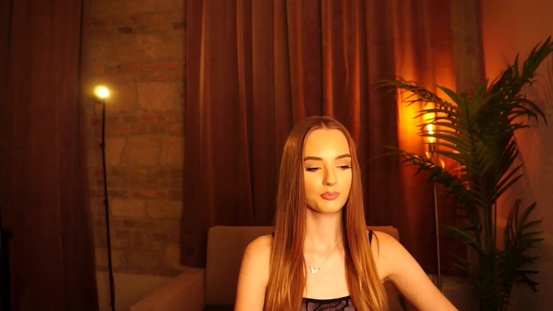 Gallery image thumbnail from petitegonwild's myfreecams stream on, 07/07/2024, 20:52 image 7 of 20